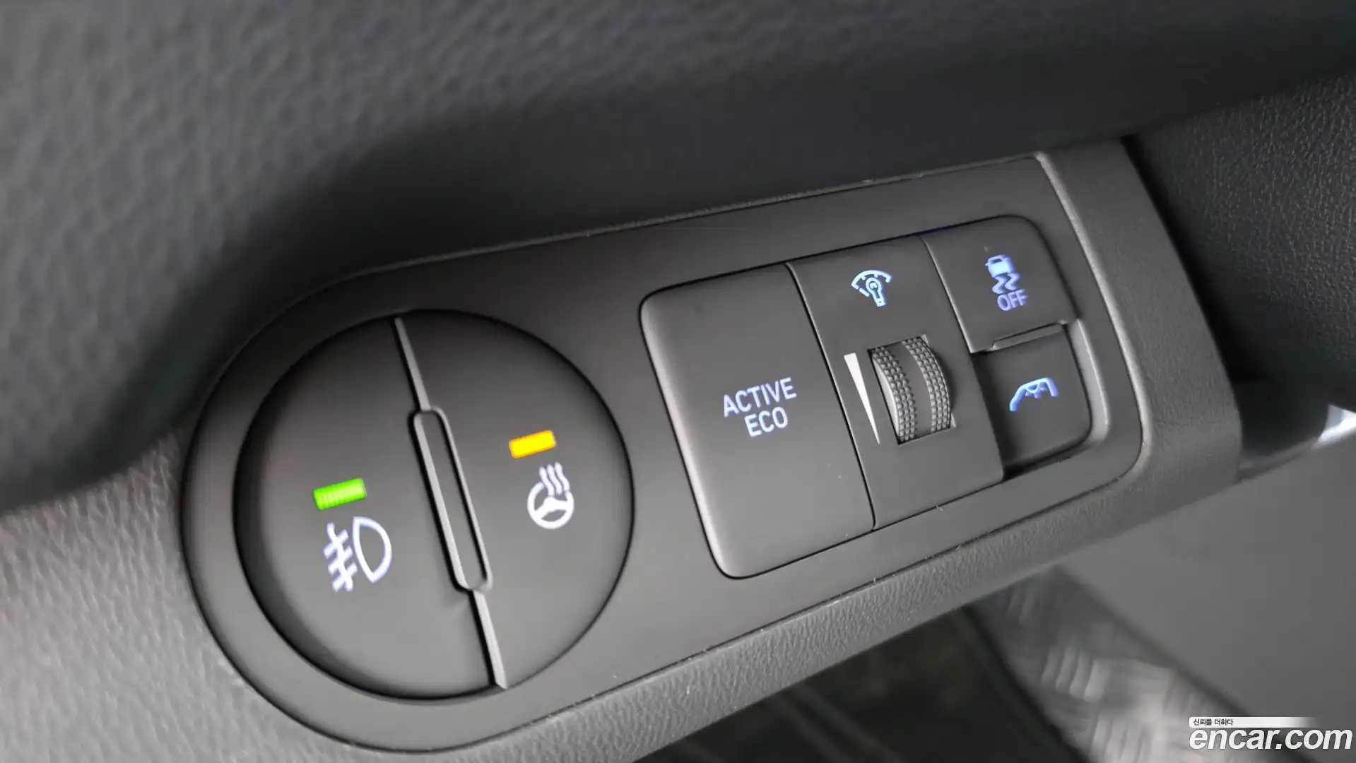 Starex Hyundai 2018.8-OPTION-017
