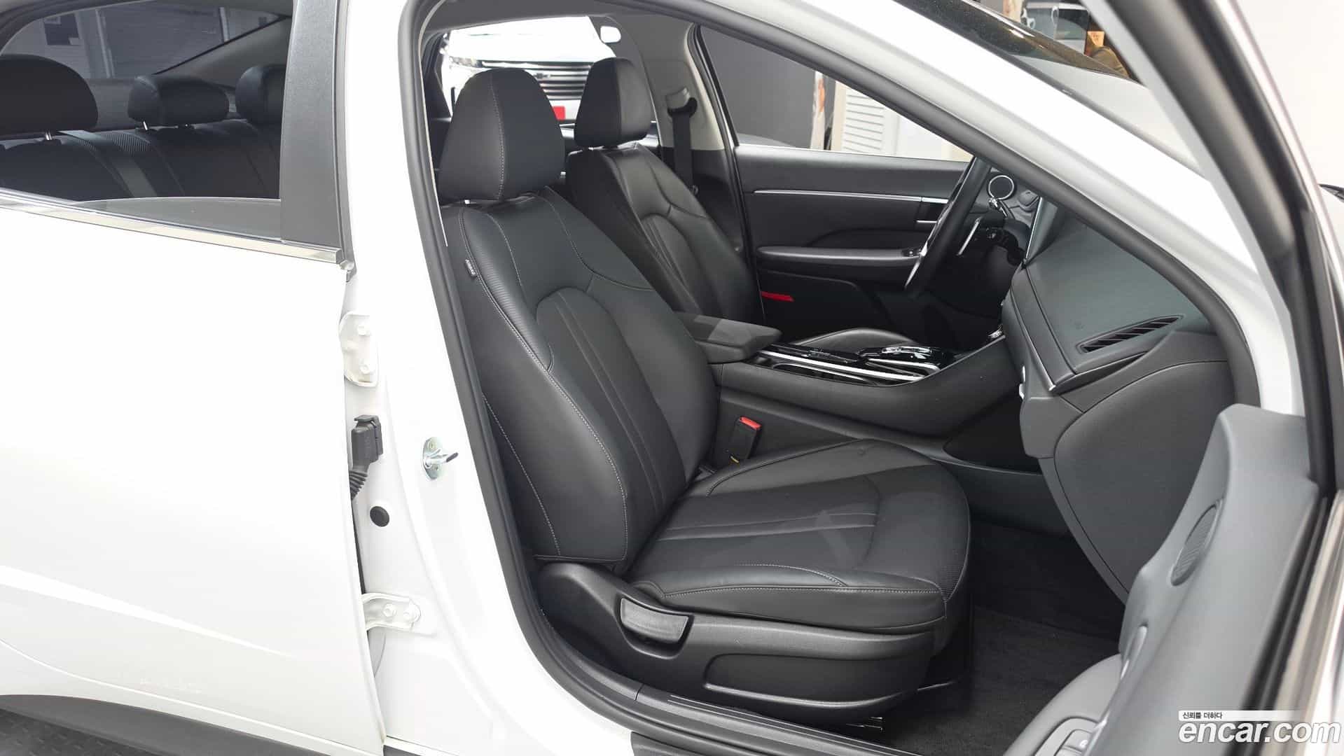 Sonata Hyundai 2022.3-INNER-036