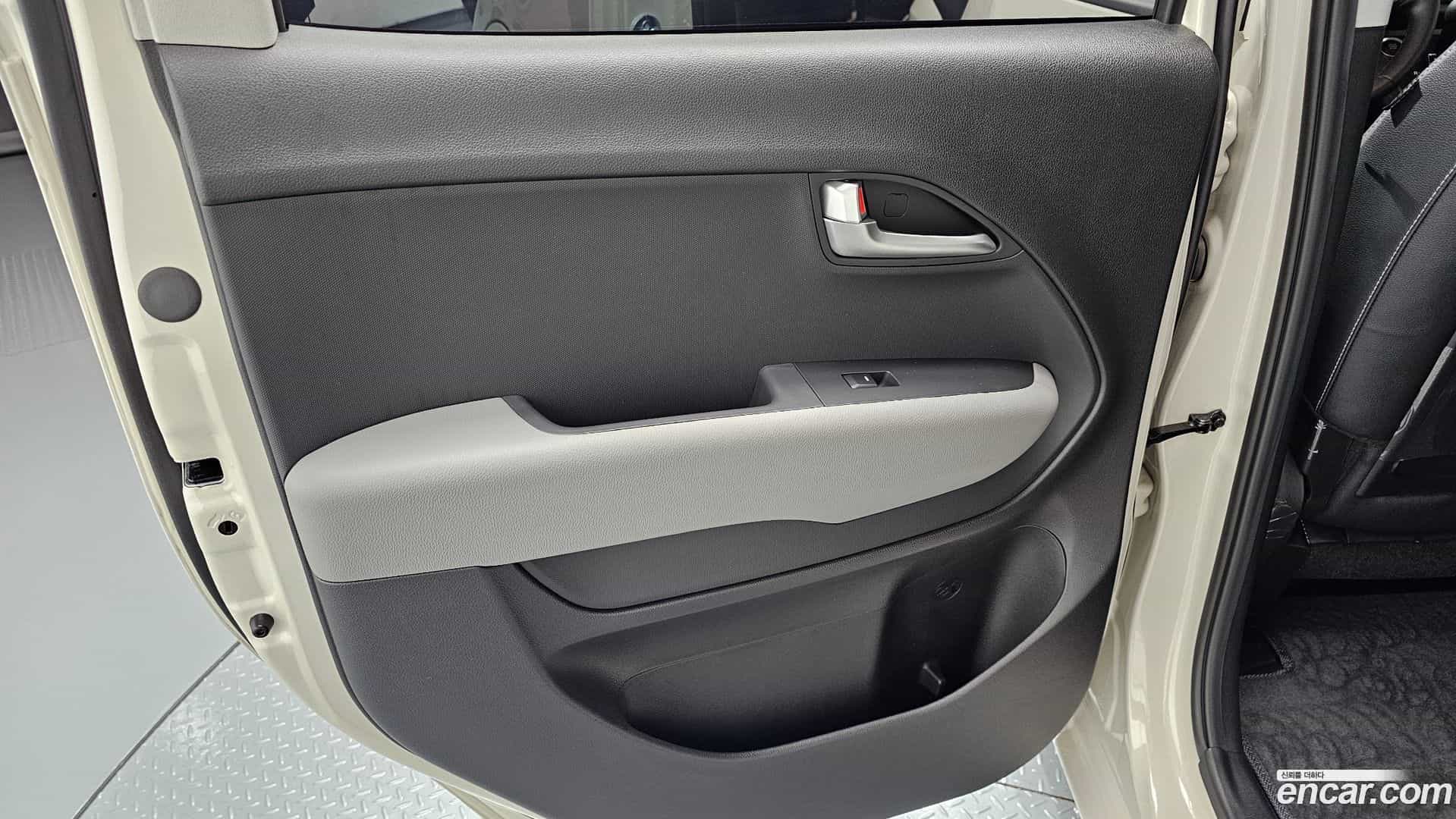 RAY Kia 2026.1-INNER-035