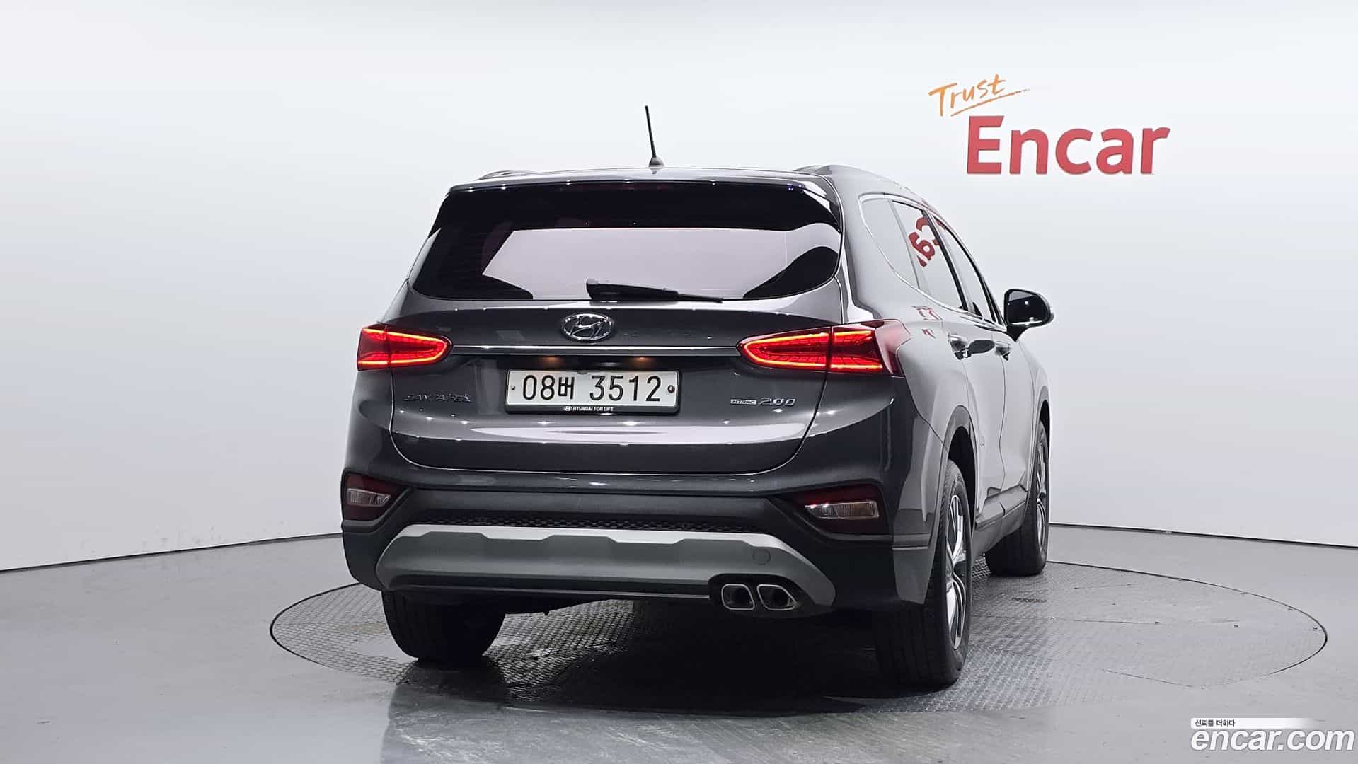 Santafe Hyundai 2018.10-OUTER-004