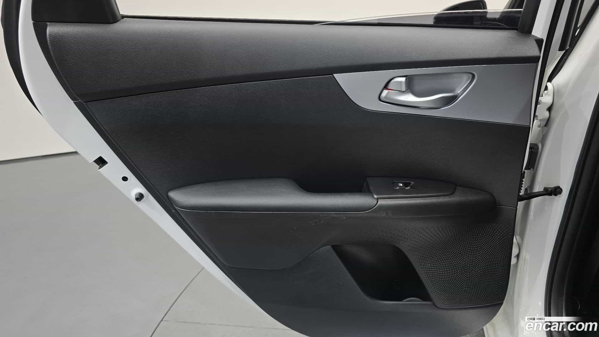 K3 Kia 2022.5-INNER-035