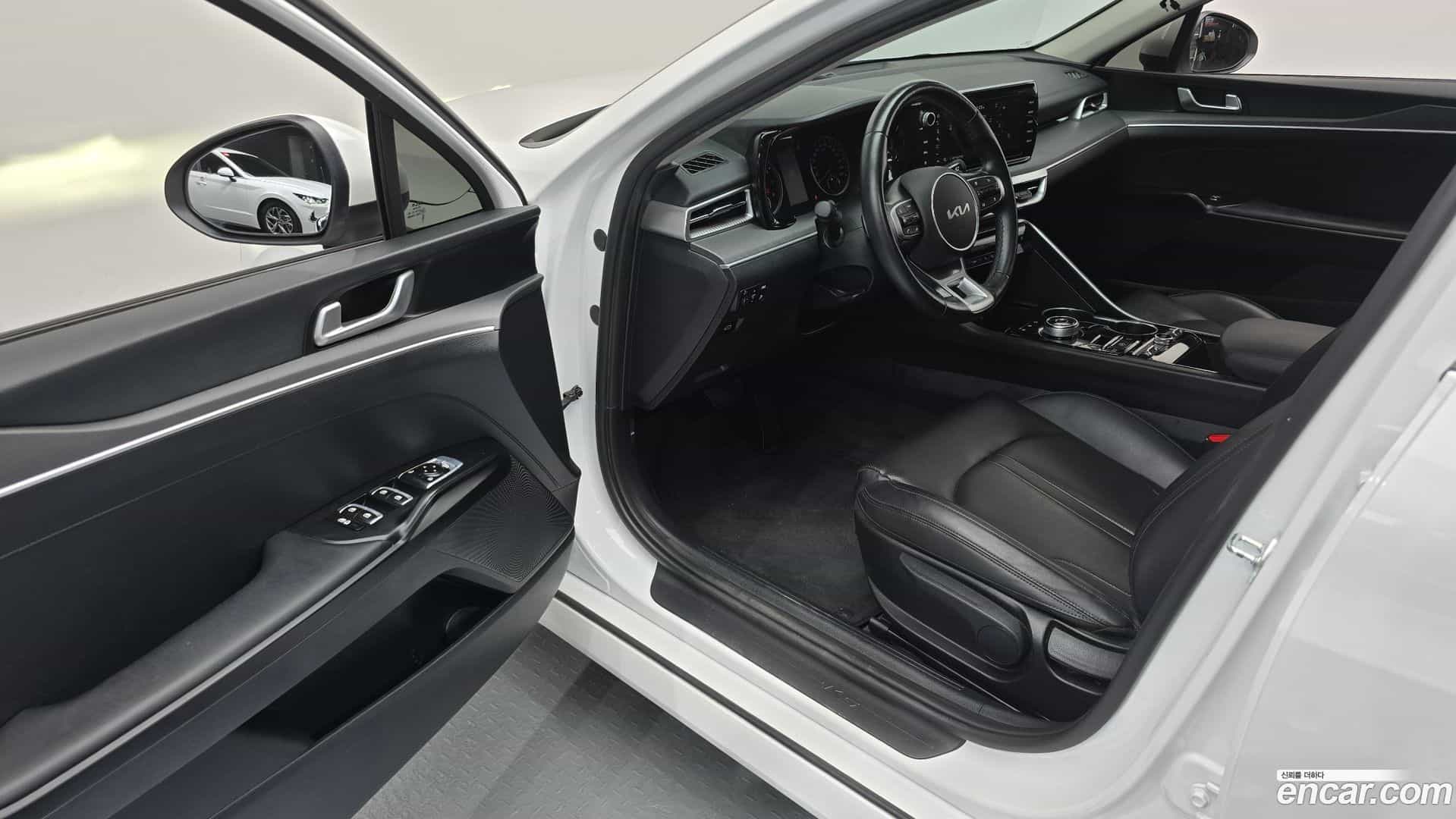 K5 Kia 2022.1-INNER-010