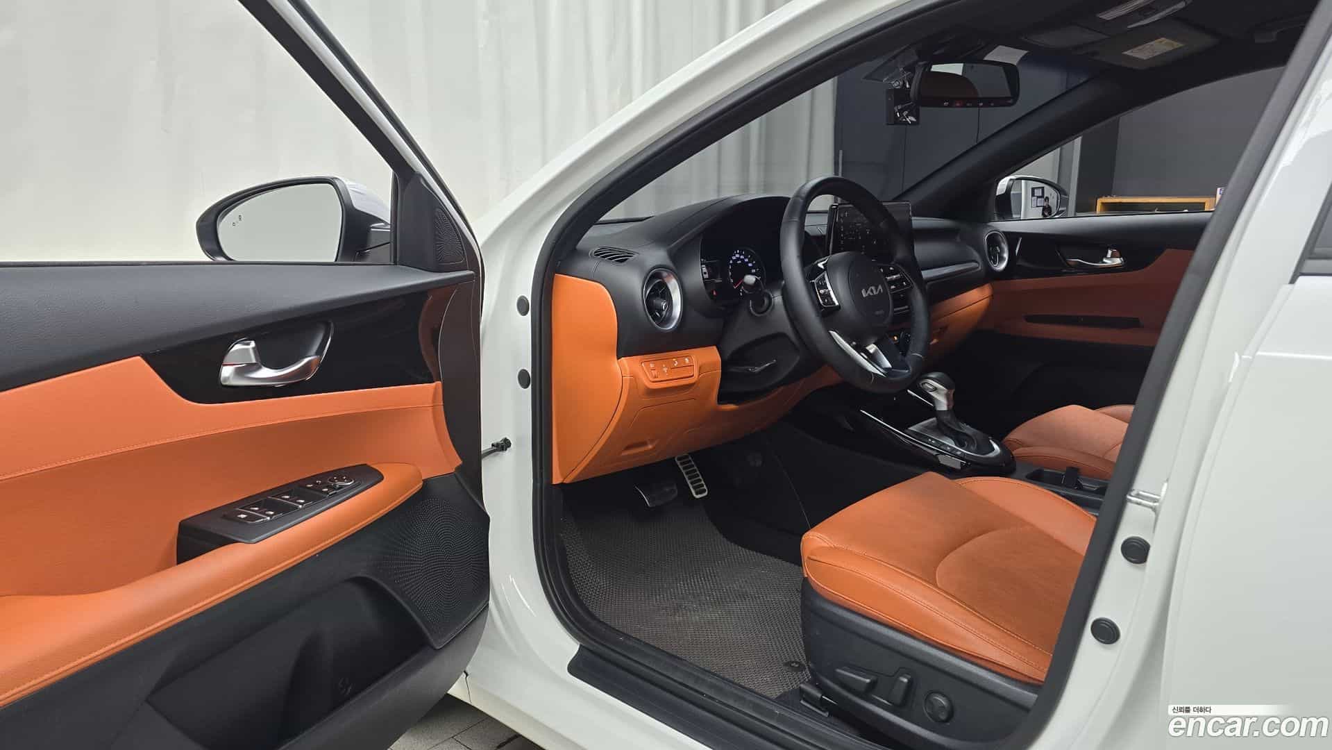 K3 Kia 2024.1-INNER-010
