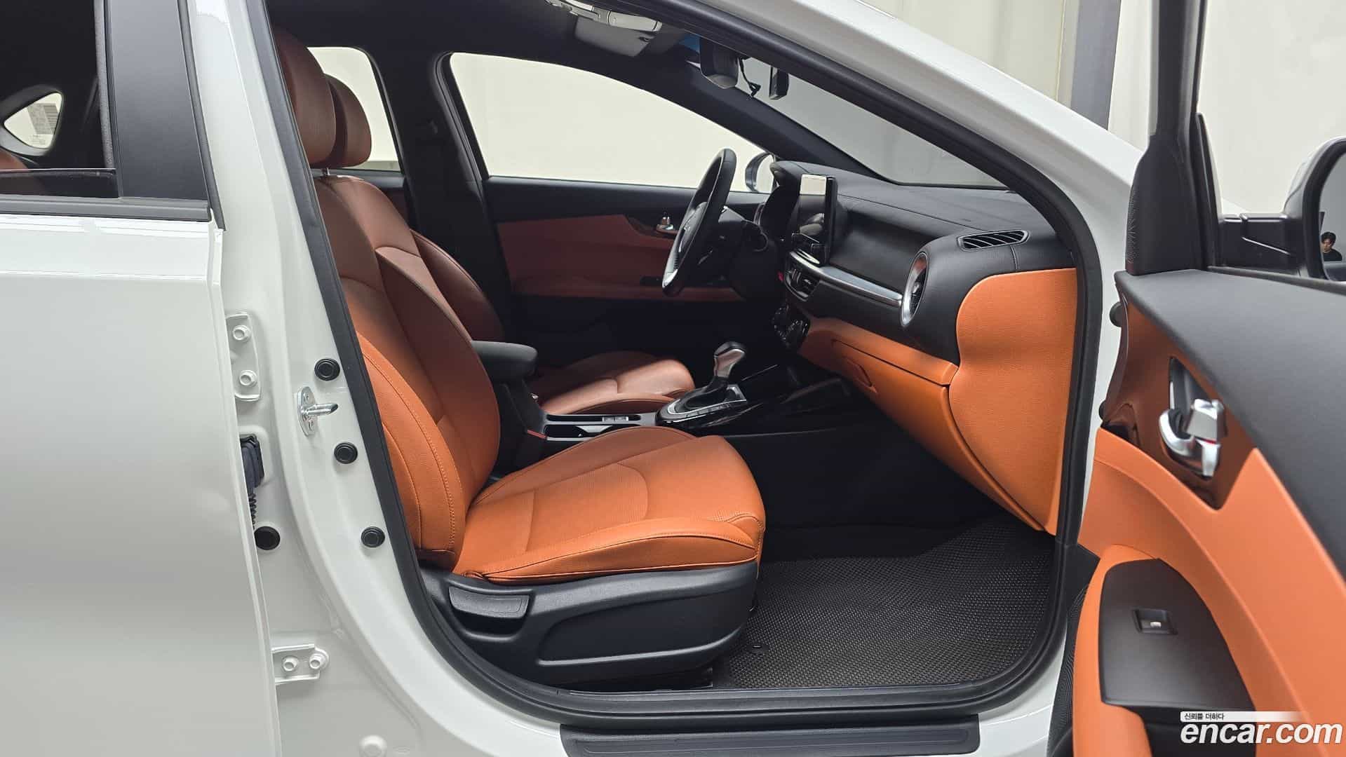 K3 Kia 2024.1-INNER-036