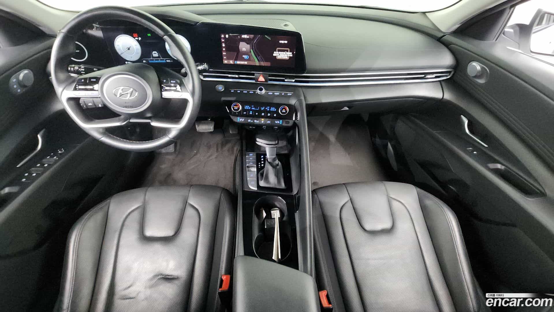 AVANTE Hyundai 2022.10-INNER-007