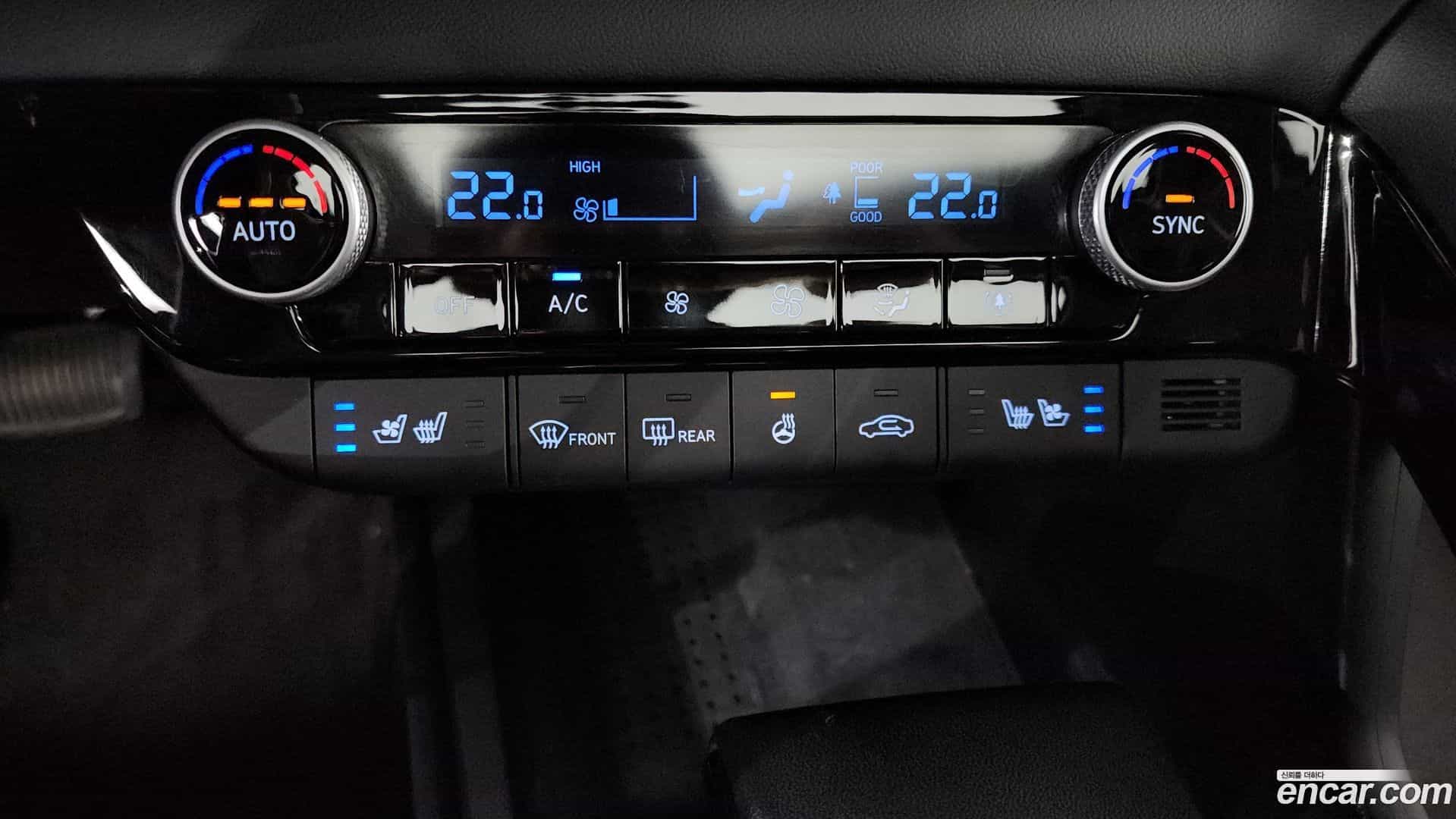 AVANTE Hyundai 2022.10-OPTION-017