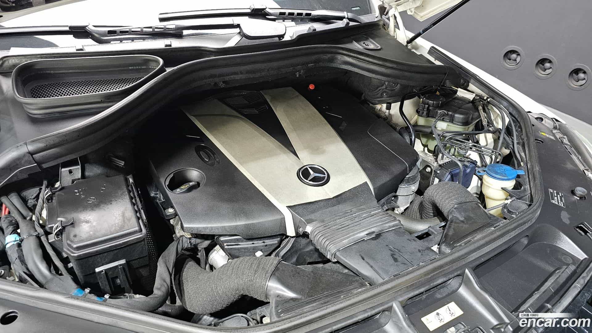 M-class Mercedes-Benz 2013.3-OUTER-006