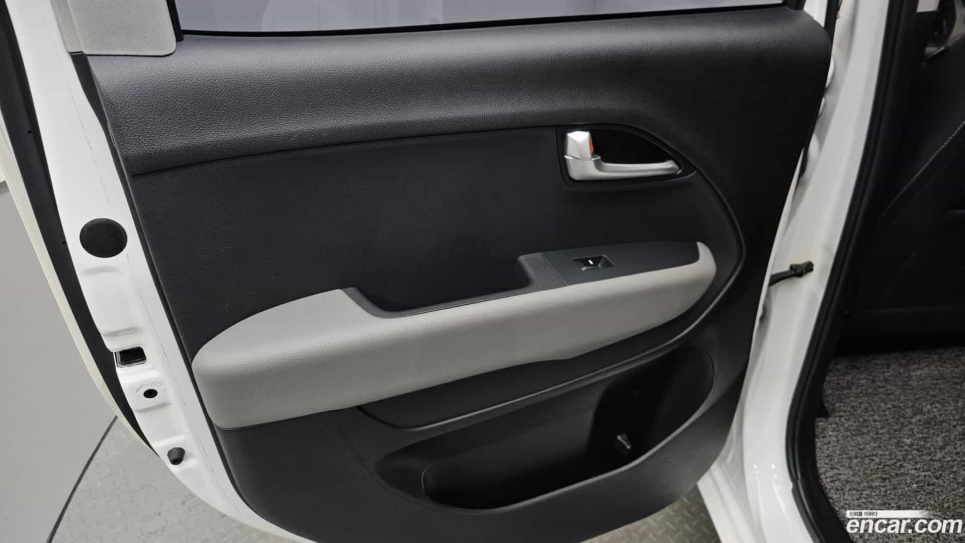 RAY Kia 2021.5-INNER-035