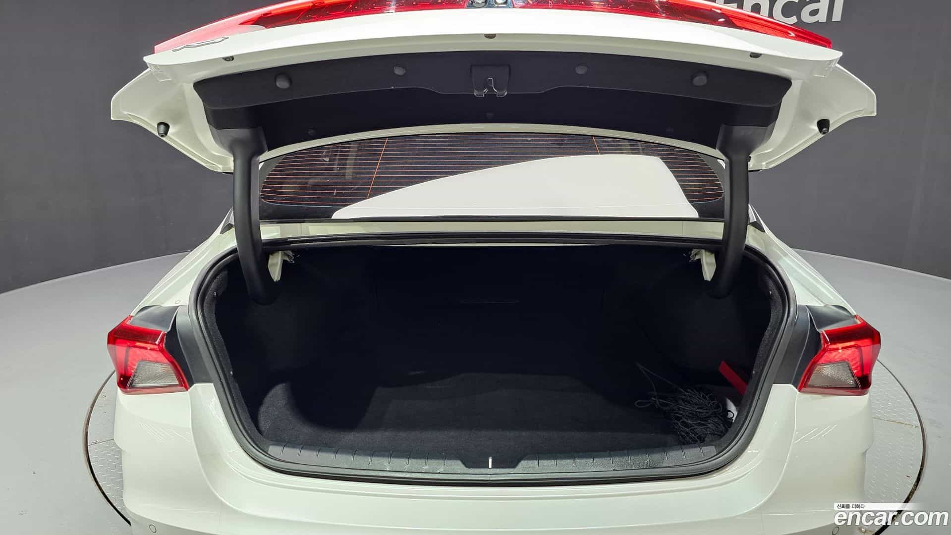 K5 Kia 2022.1-OPTION-042