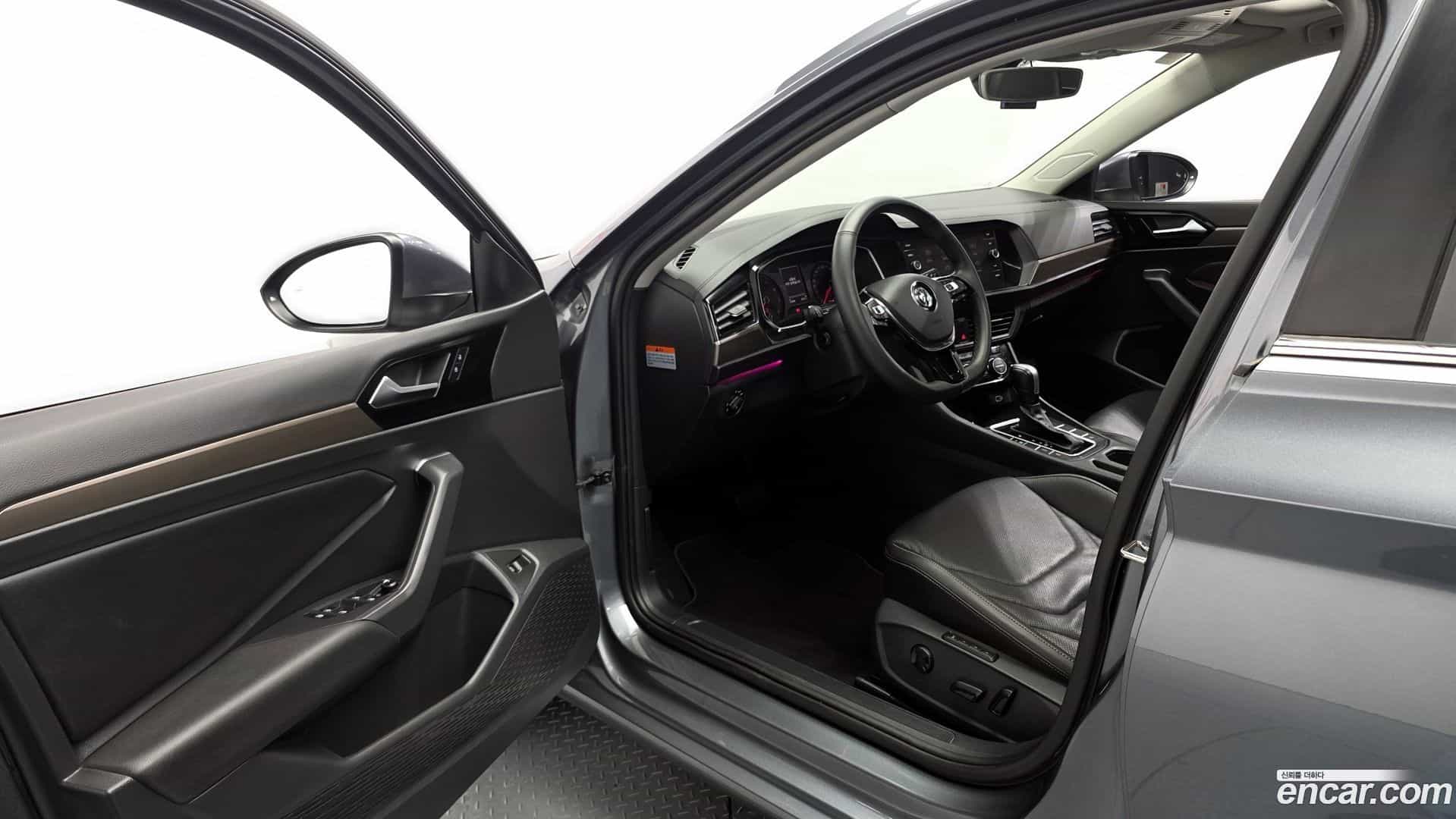 Jetta Volkswagen 2020.11-INNER-010