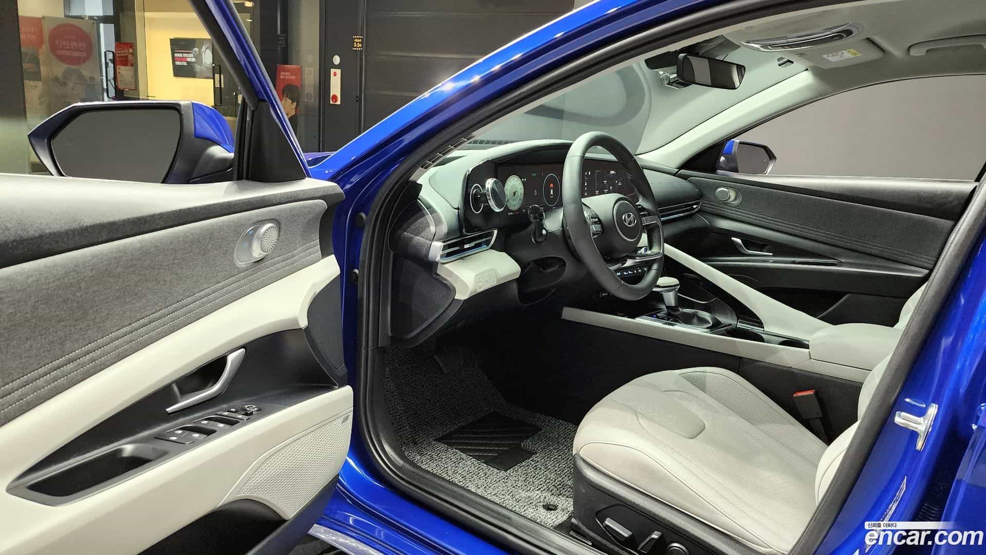 AVANTE Hyundai 2020.4-INNER-010