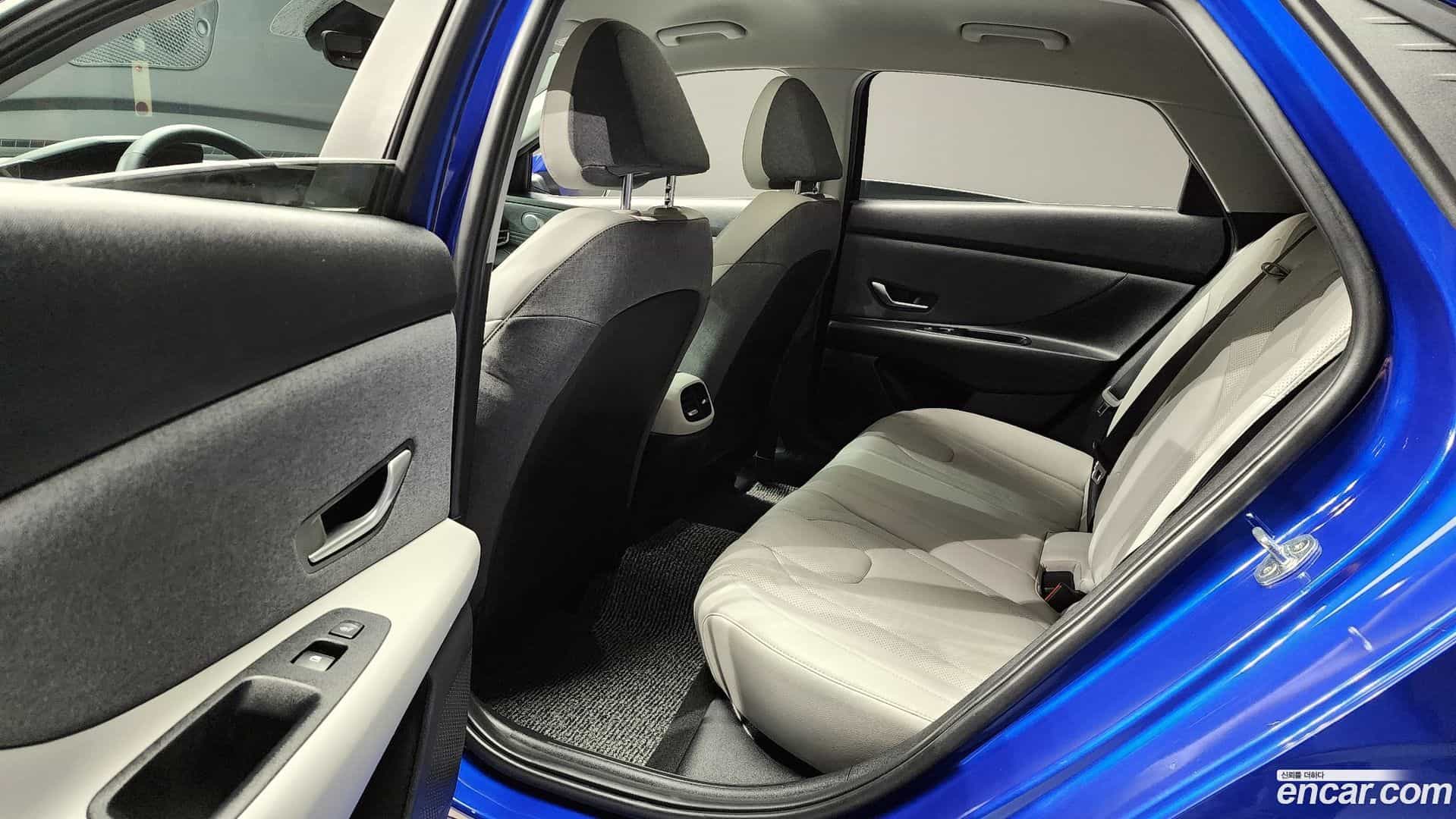 AVANTE Hyundai 2020.4-OPTION-016