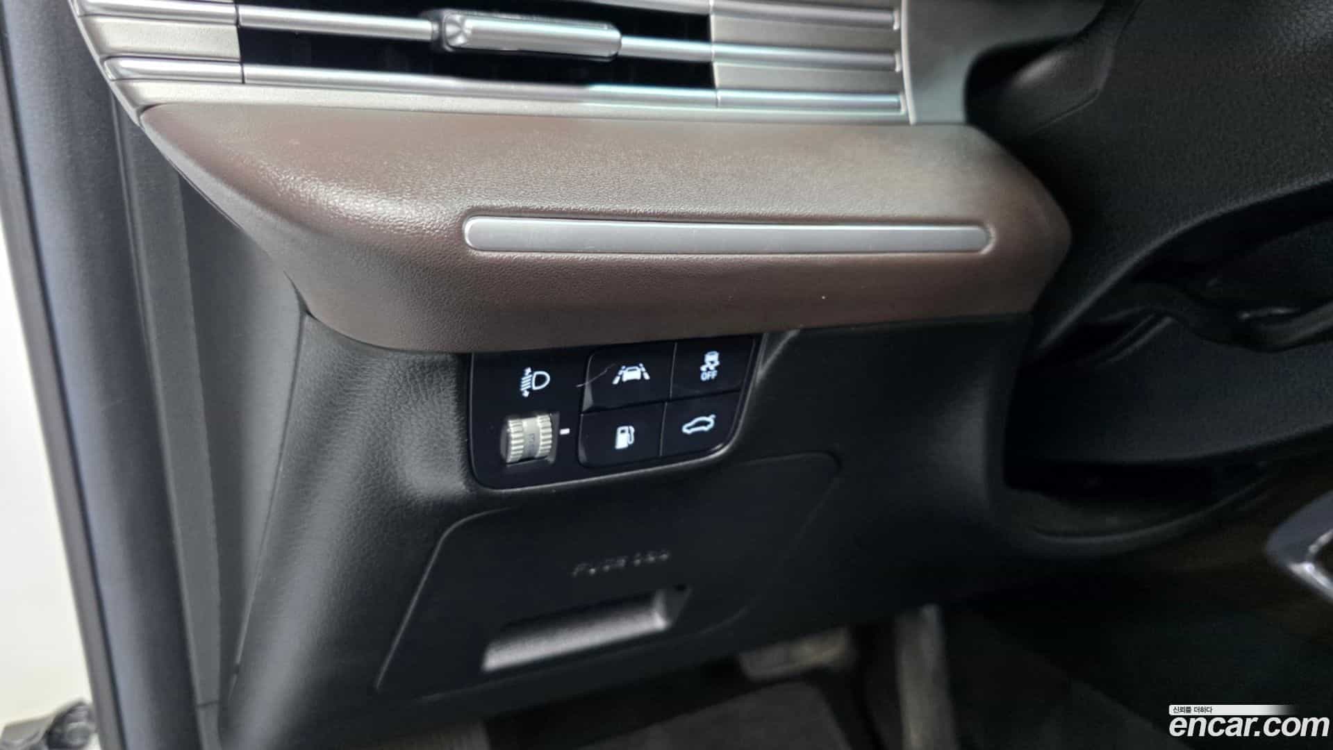 Grandeur Hyundai 2020.10-OPTION-021