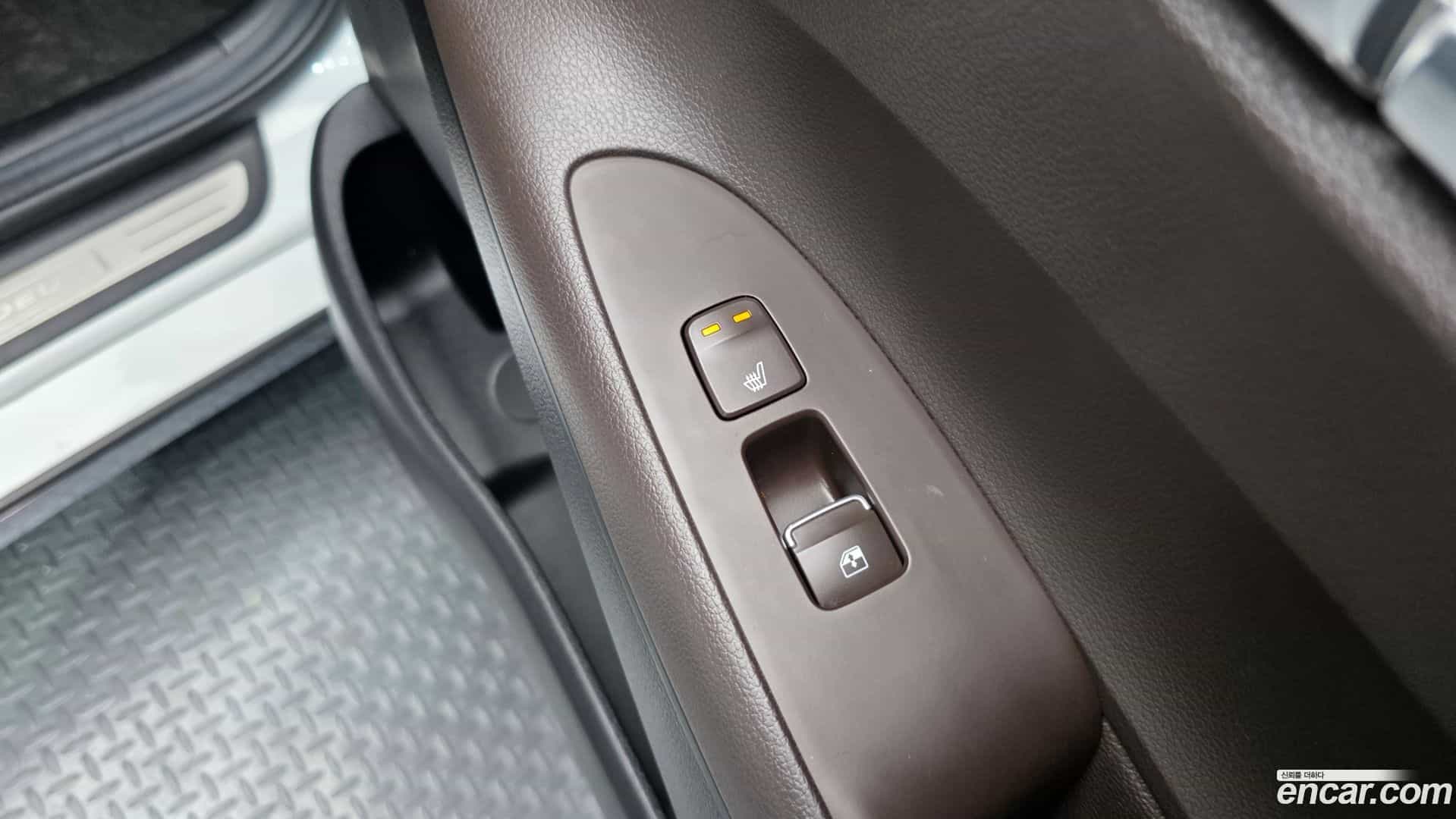 Grandeur Hyundai 2020.10-OPTION-023