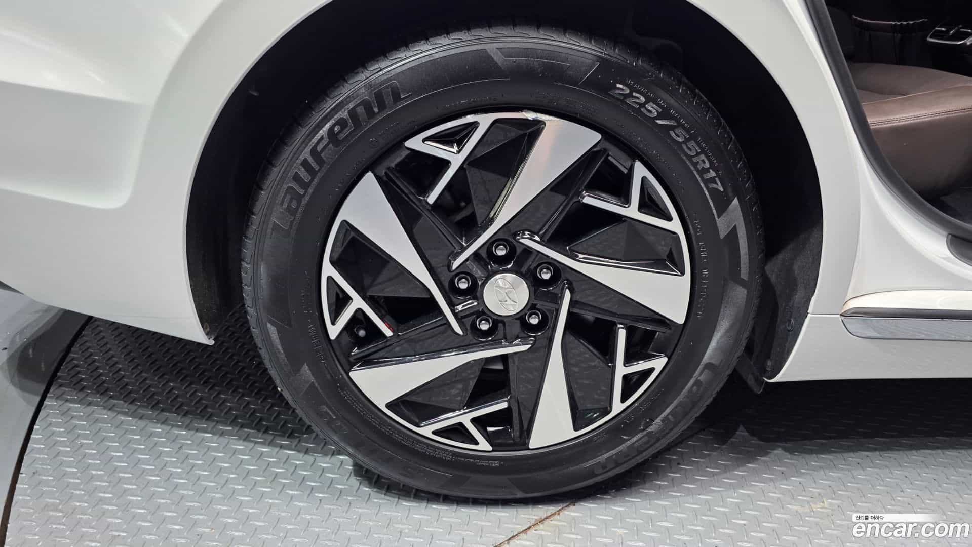 Grandeur Hyundai 2020.10-OUTER-031
