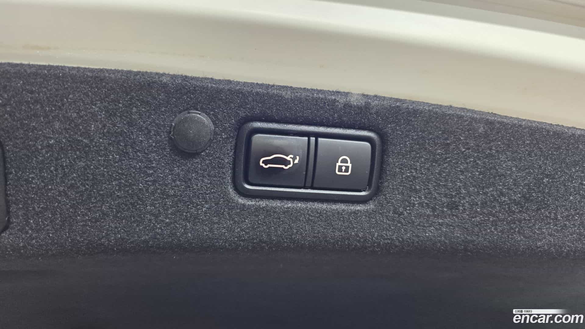 Grandeur Hyundai 2020.10-OPTION-048