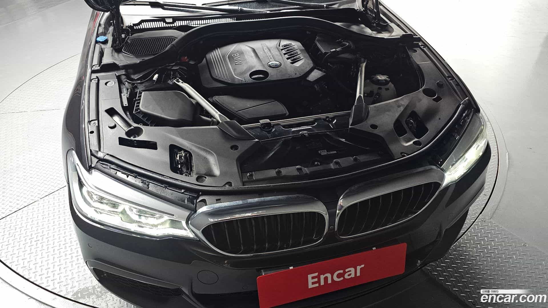 5-Series BMW 2018.4-OUTER-006