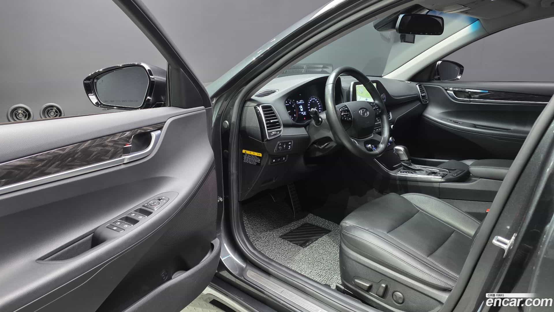 Grandeur Hyundai 2019.9-INNER-010