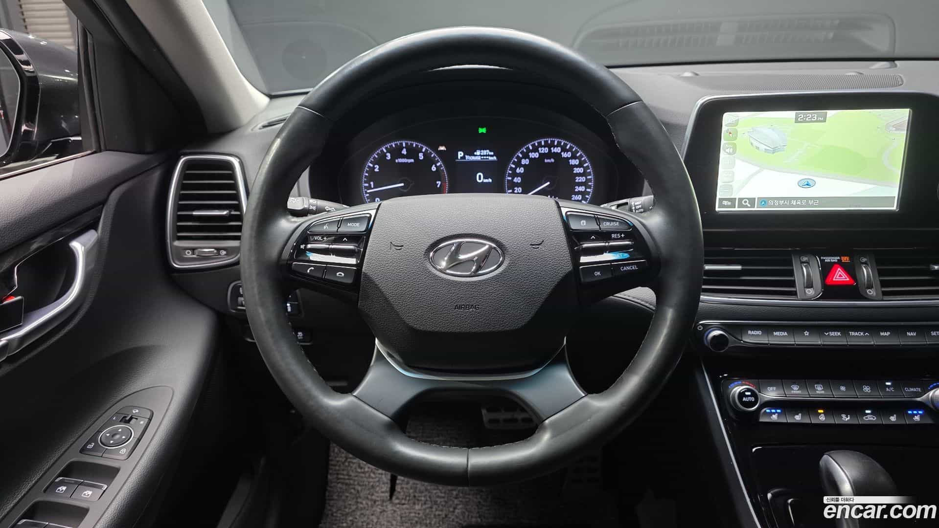 Grandeur Hyundai 2019.9-OPTION-017