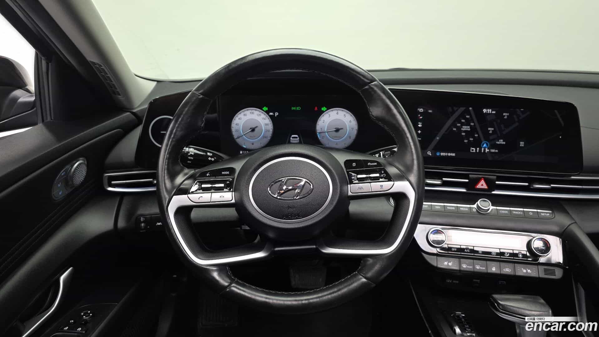AVANTE Hyundai 2022.10-OPTION-017