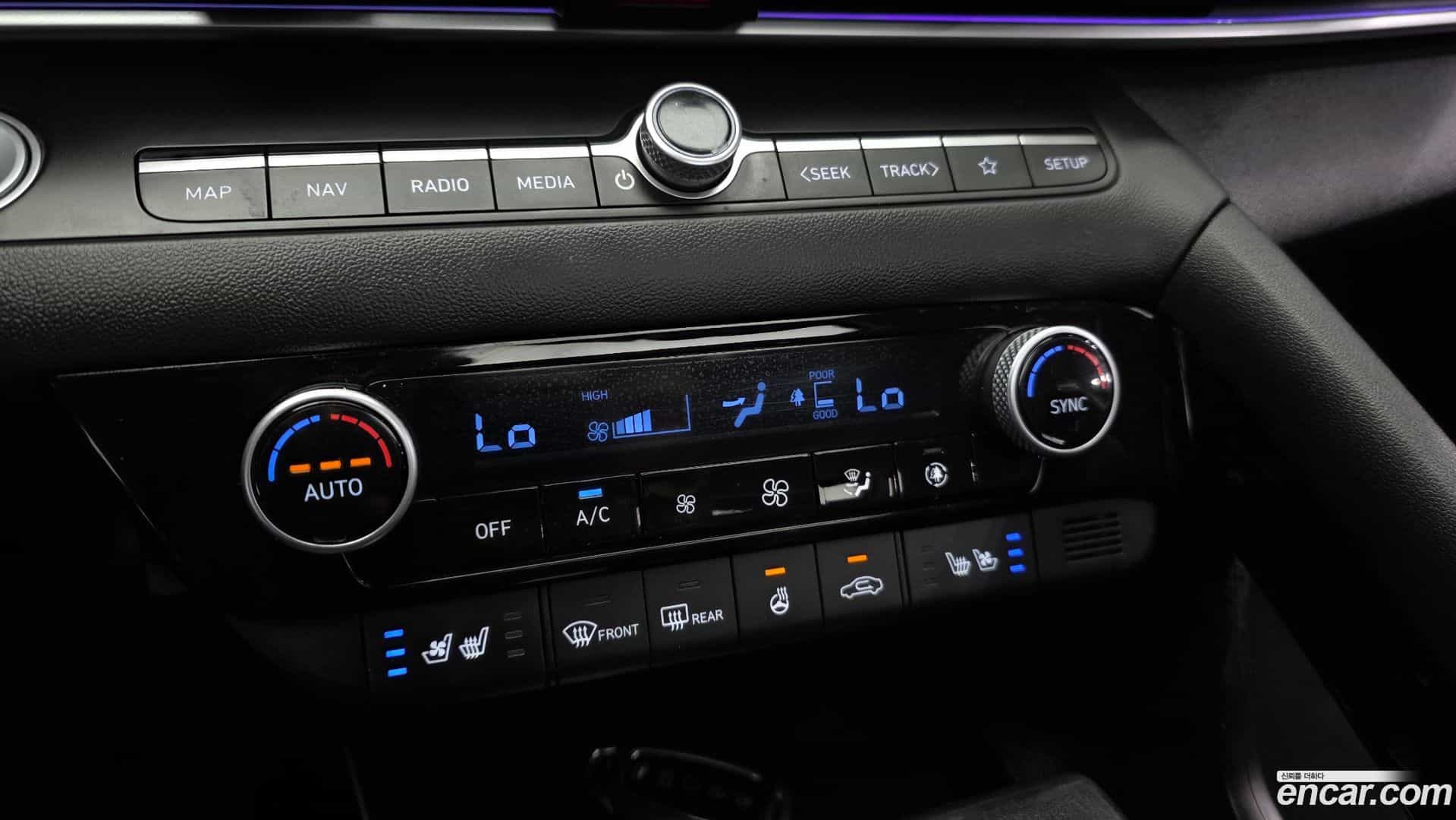 AVANTE Hyundai 2022.10-OPTION-022