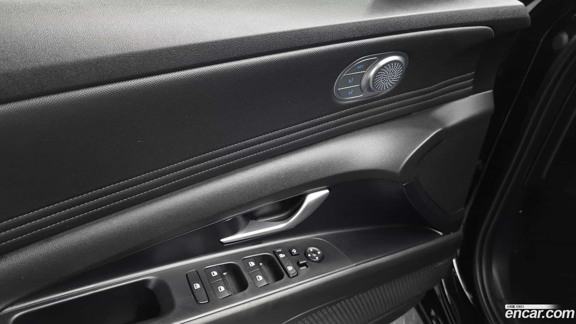 AVANTE Hyundai 2022.10-INNER-034