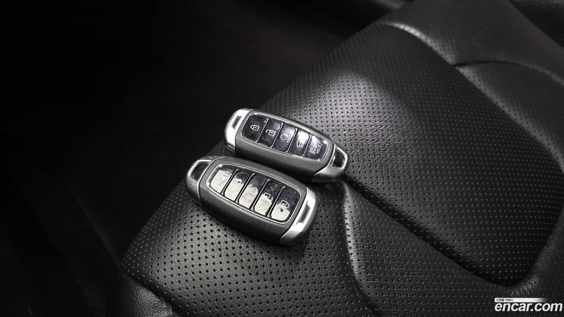 AVANTE Hyundai 2022.10-OPTION-045