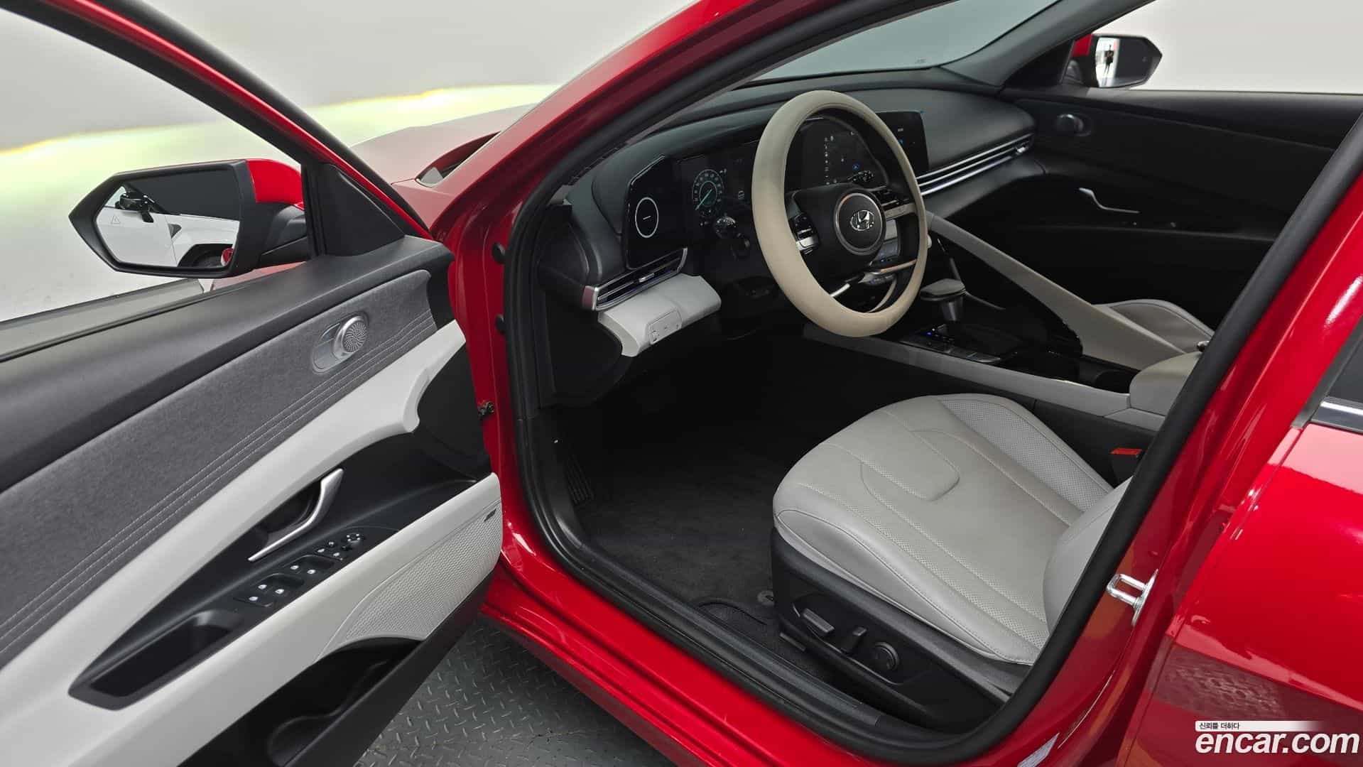 AVANTE Hyundai 2021.11-INNER-010