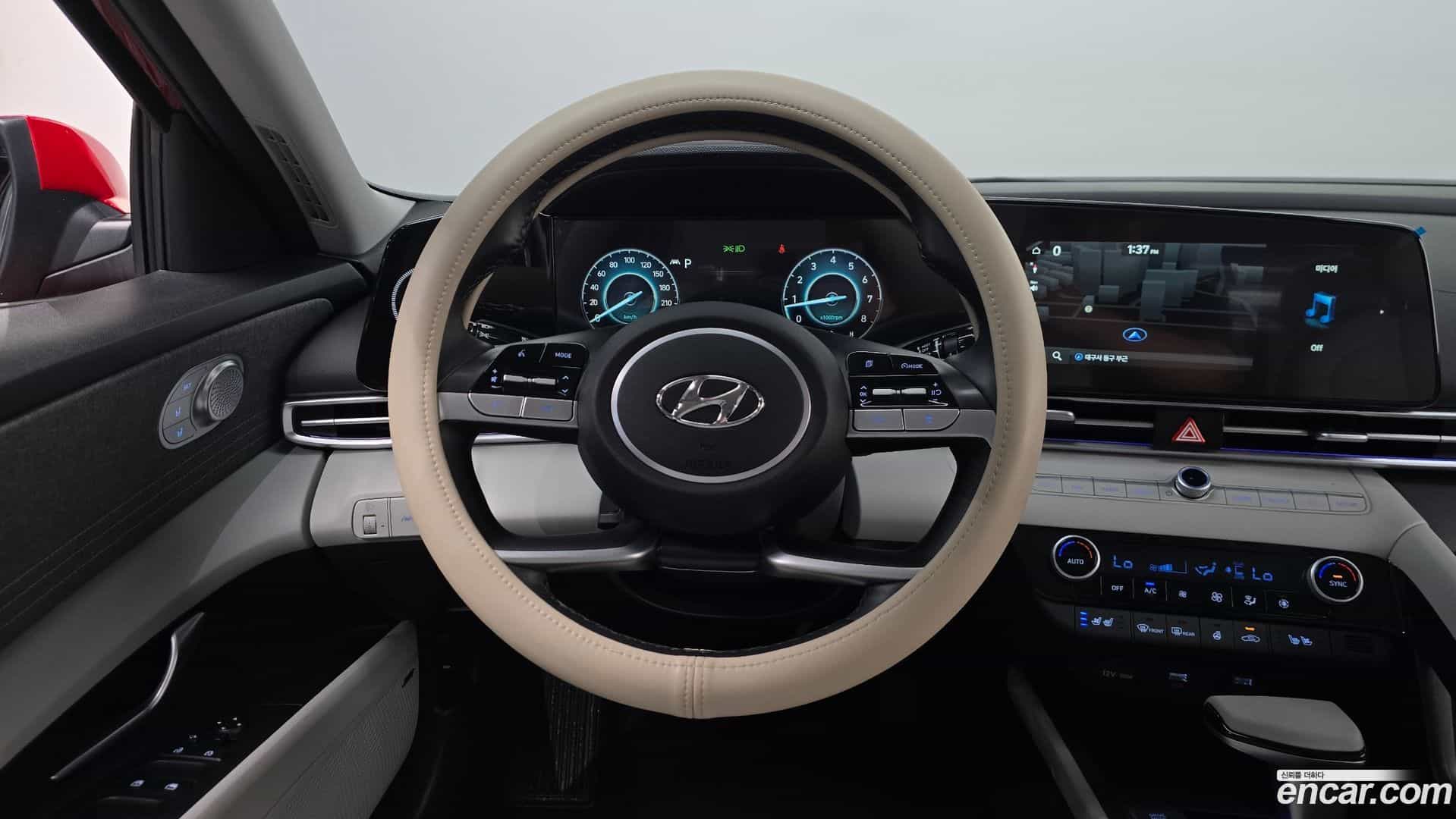 AVANTE Hyundai 2021.11-OPTION-016