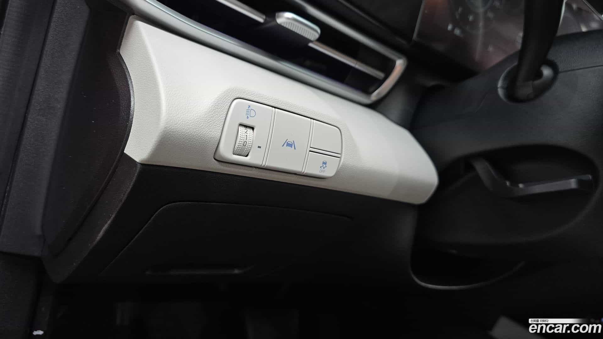 AVANTE Hyundai 2021.11-OPTION-021