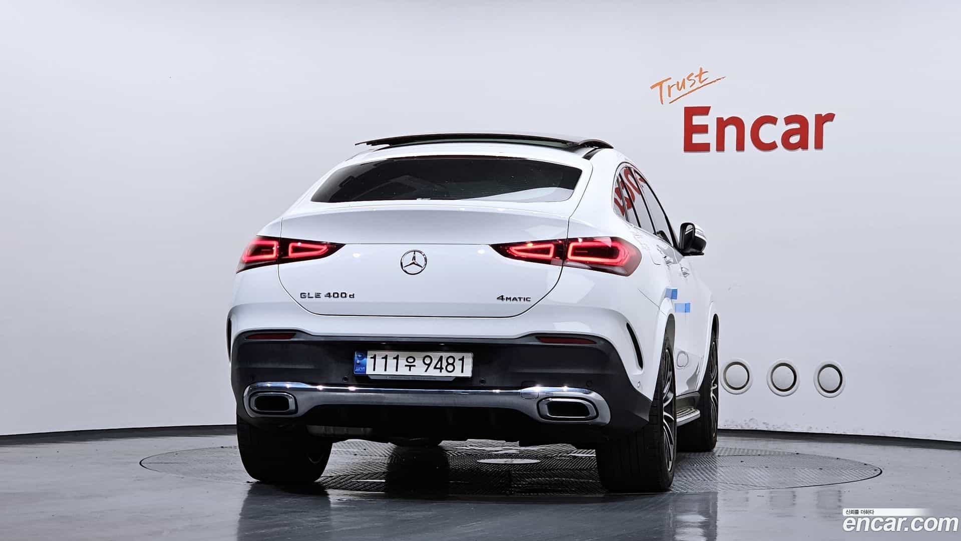 GLE-Class Mercedes-Benz 2022.0-OUTER-004