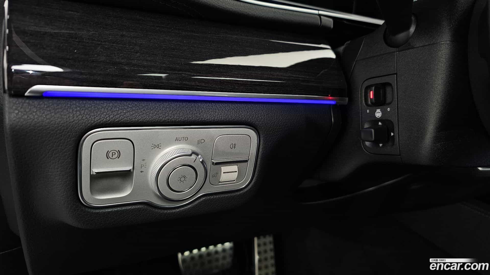 GLE-Class Mercedes-Benz 2022.0-OPTION-042
