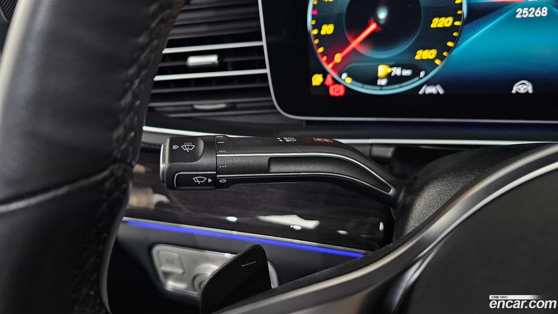 GLE-Class Mercedes-Benz 2022.0-OPTION-043