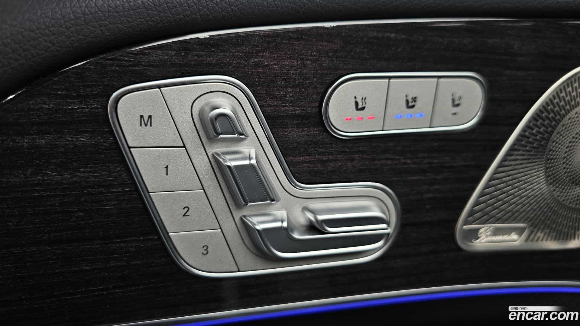 GLE-Class Mercedes-Benz 2022.0-OPTION-053