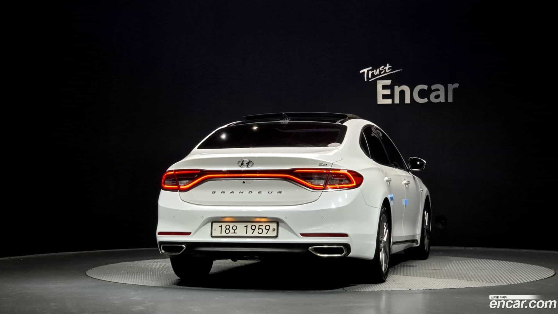 Grandeur Hyundai 2017.0-OUTER-004