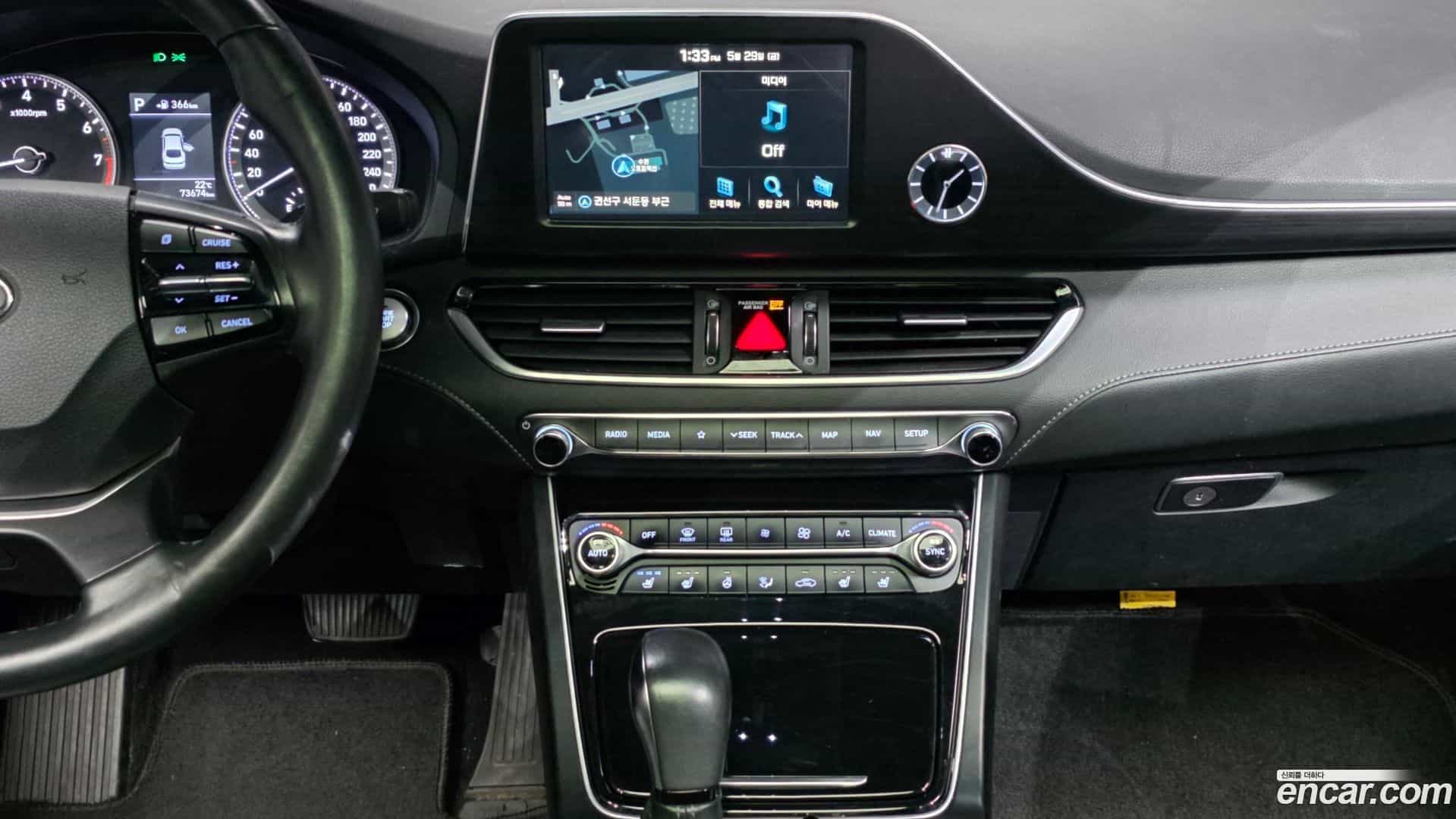 Grandeur Hyundai 2017.0-OPTION-018