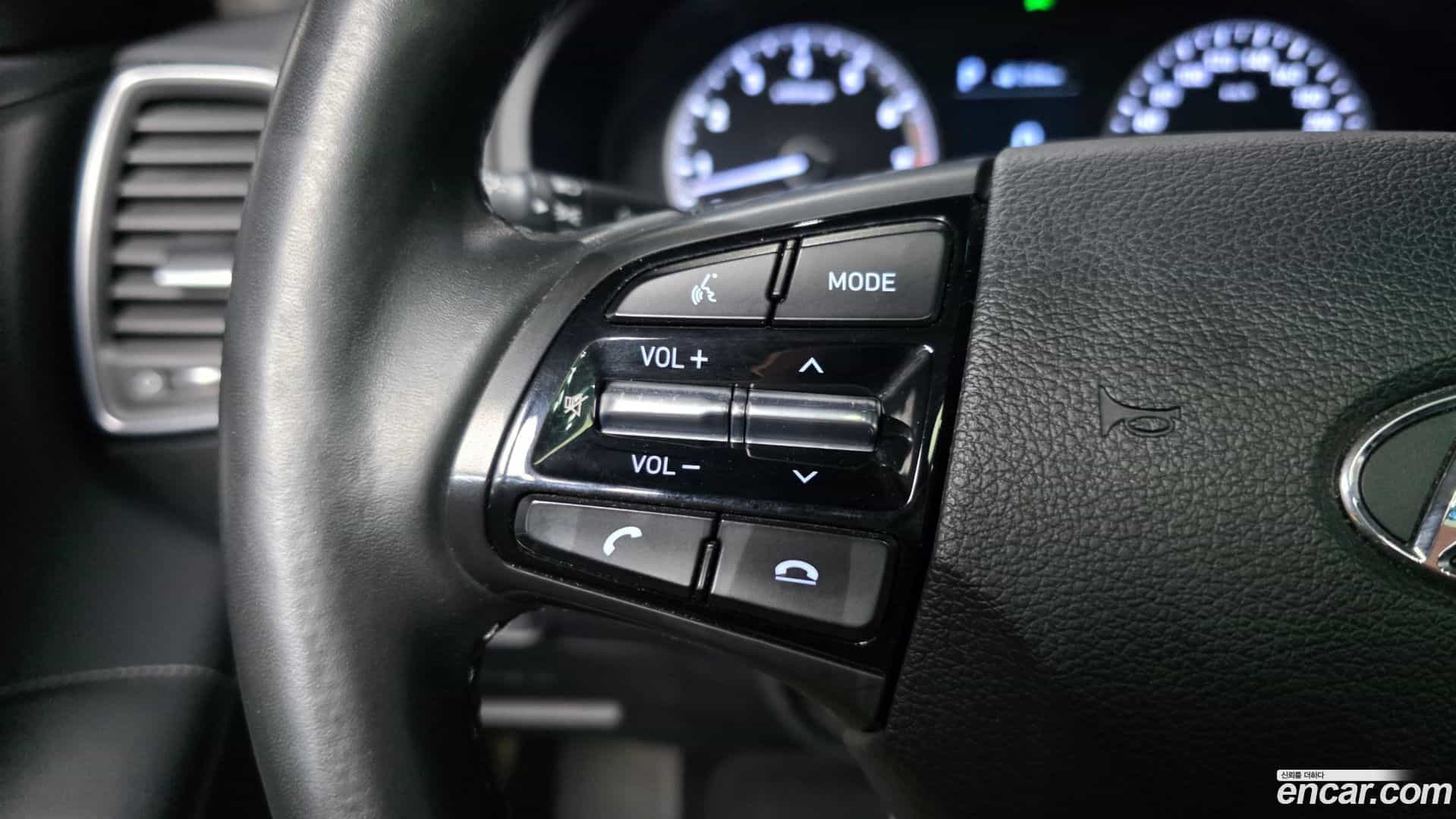 Grandeur Hyundai 2017.0-OPTION-041