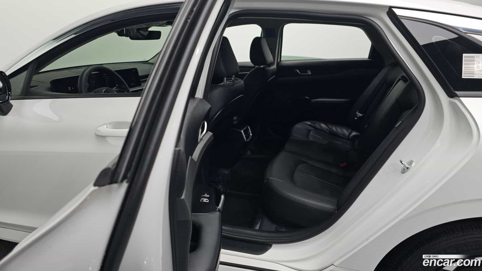 K5 Kia 2024.6-OPTION-016