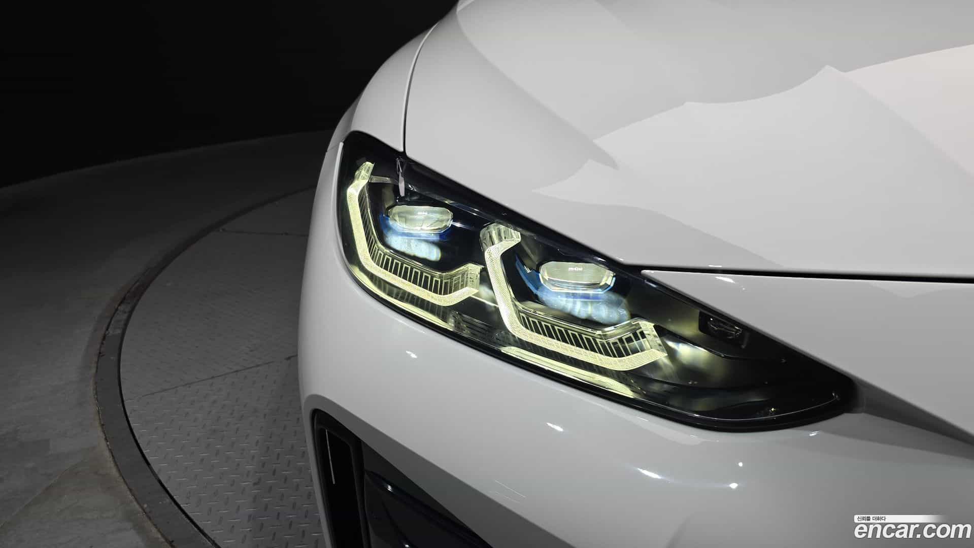 i4 BMW 2024.6-OUTER-032