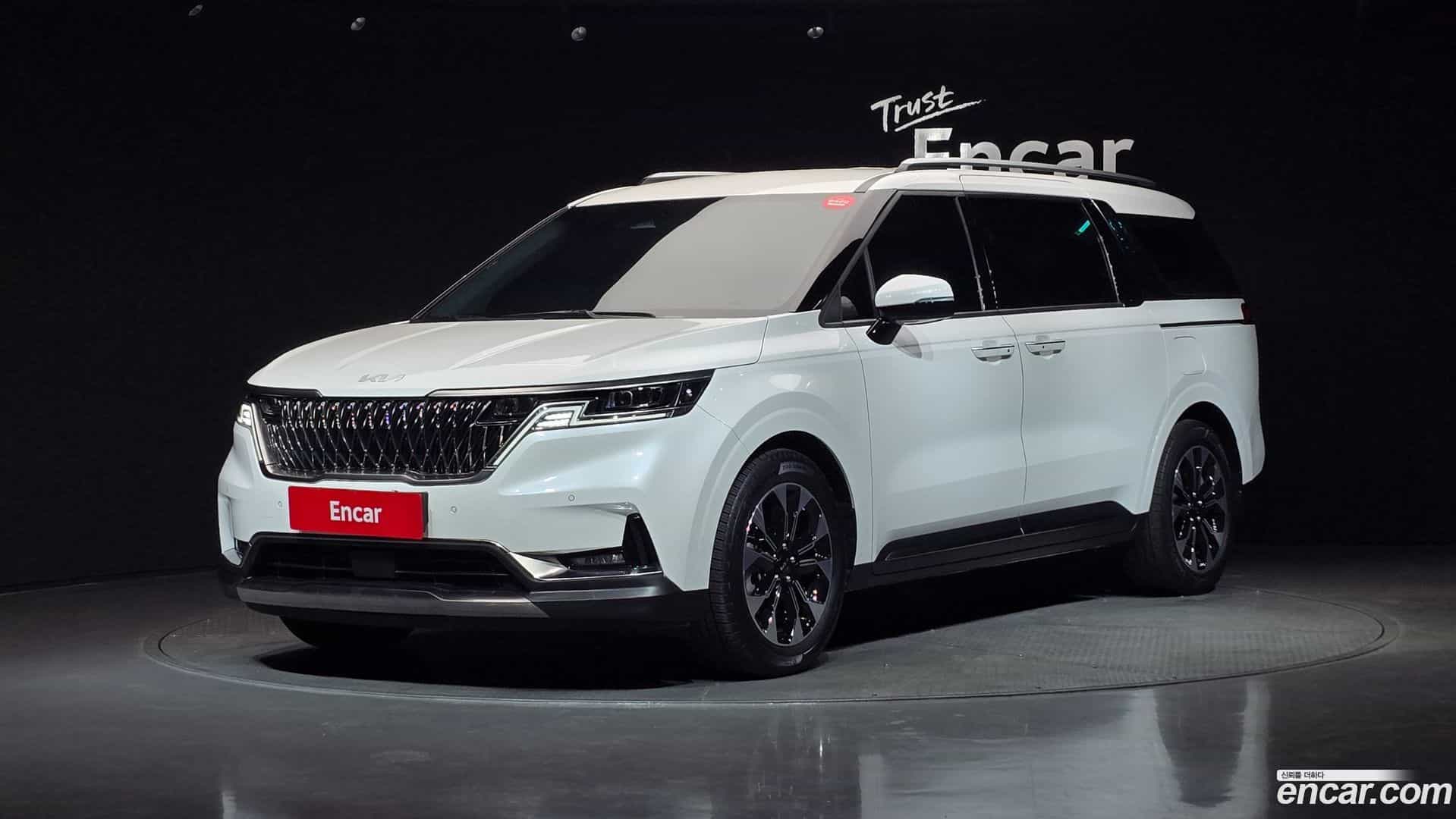 Canival Kia 2023.4-OUTER-001