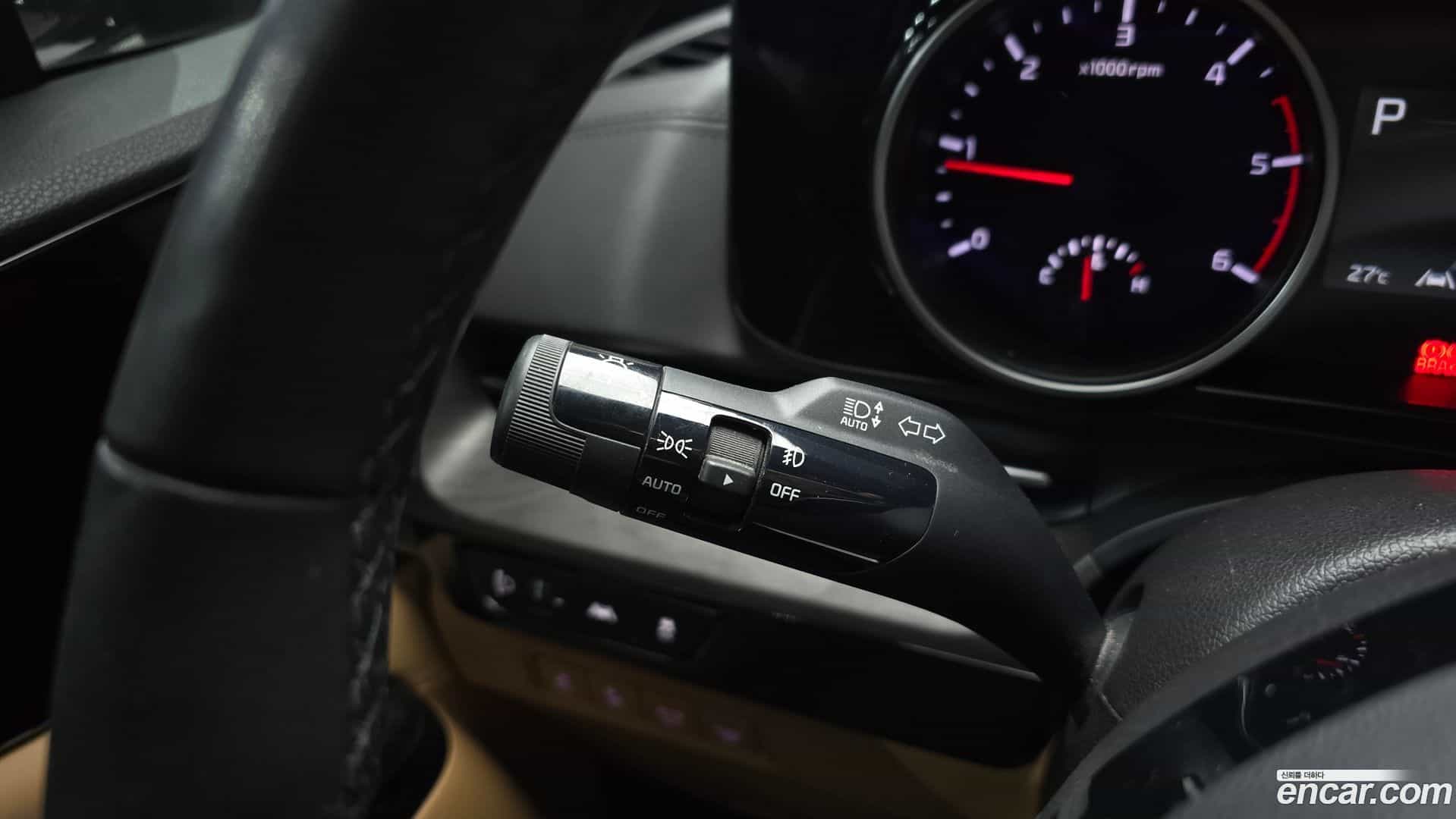 Canival Kia 2023.4-OPTION-022