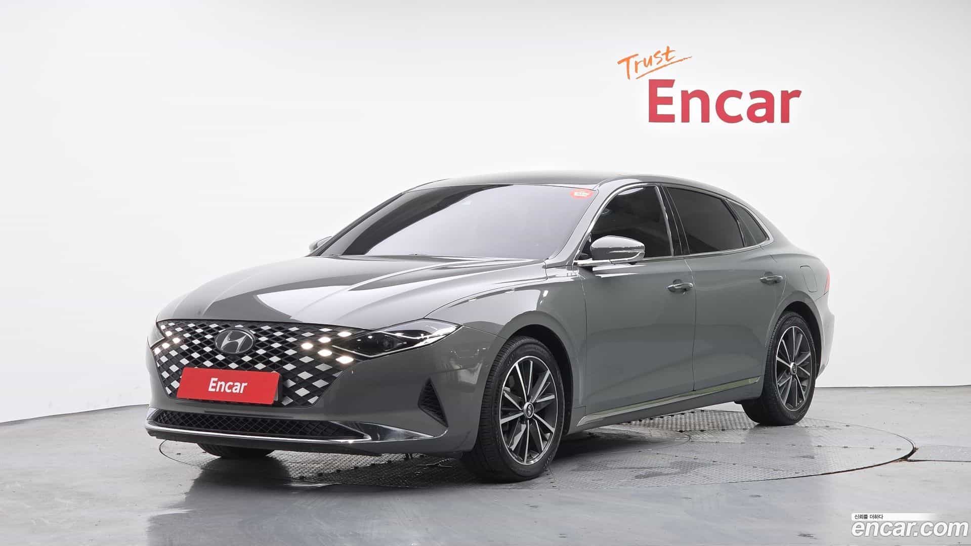 Grandeur Hyundai 2022.4-OUTER-001