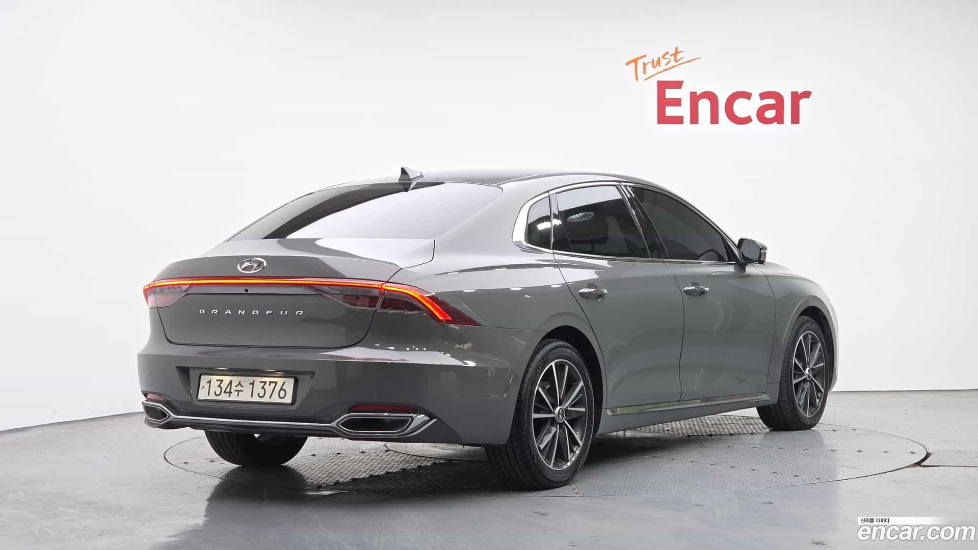 Grandeur Hyundai 2022.4-OUTER-002