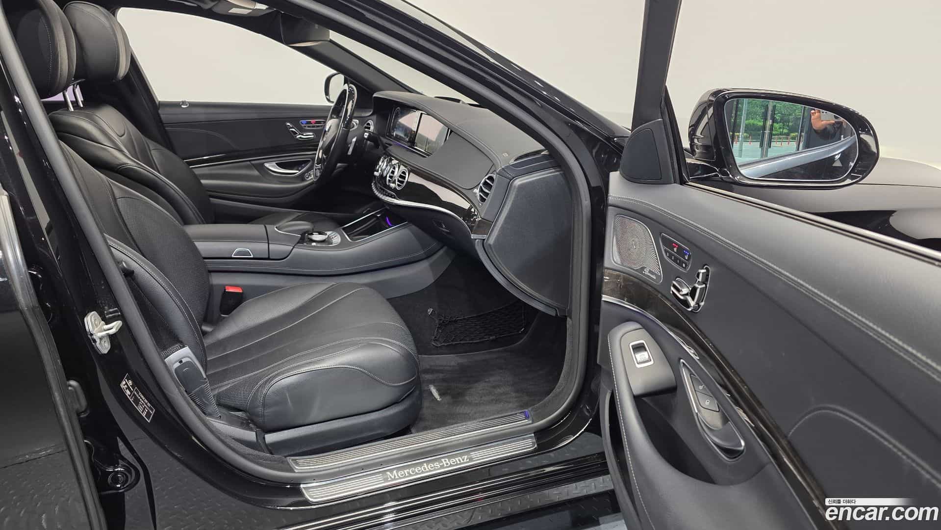 S-Class Mercedes-Benz 2016.0-OPTION-015