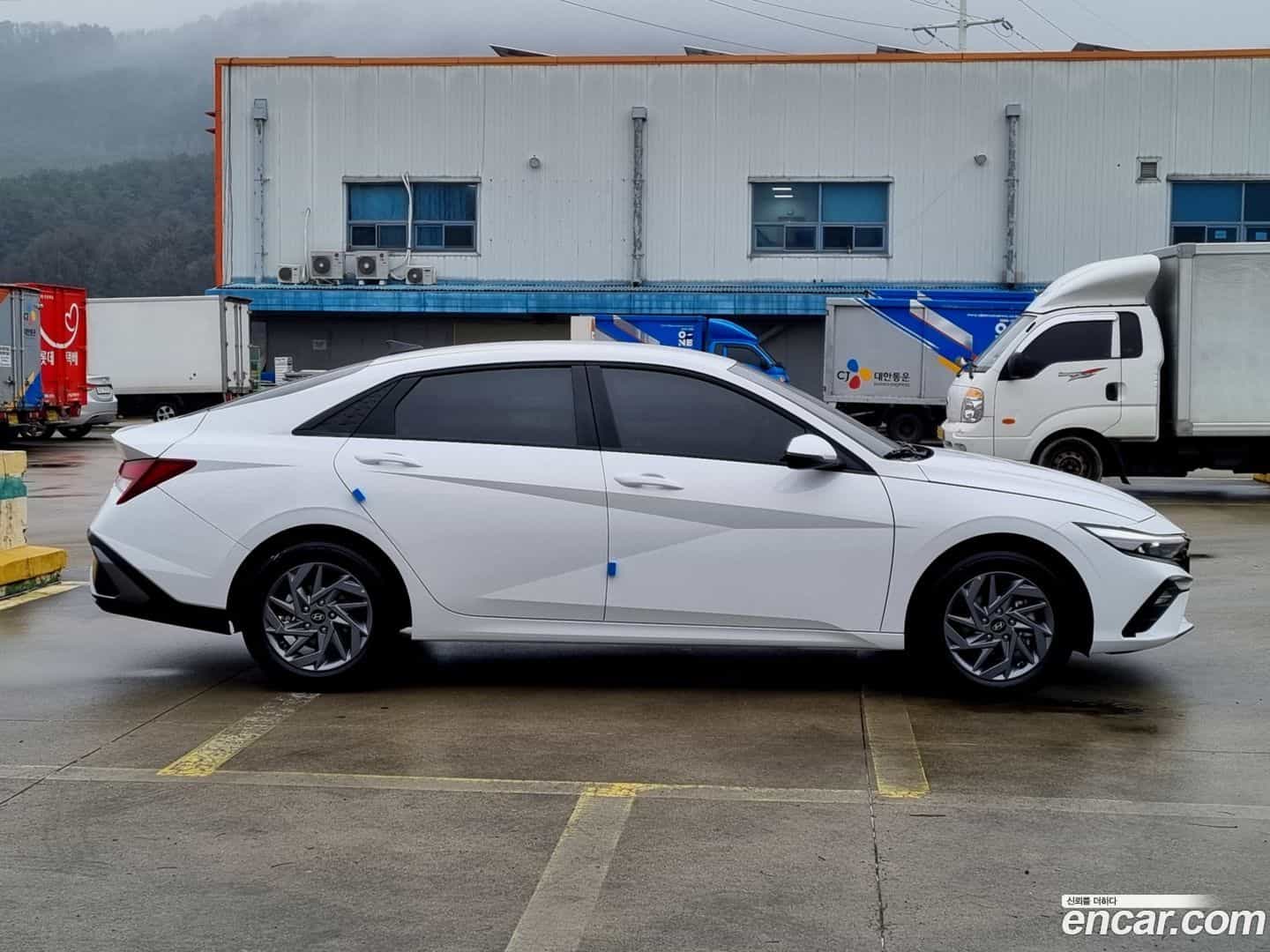 AVANTE Hyundai 2023.5-OUTER-006