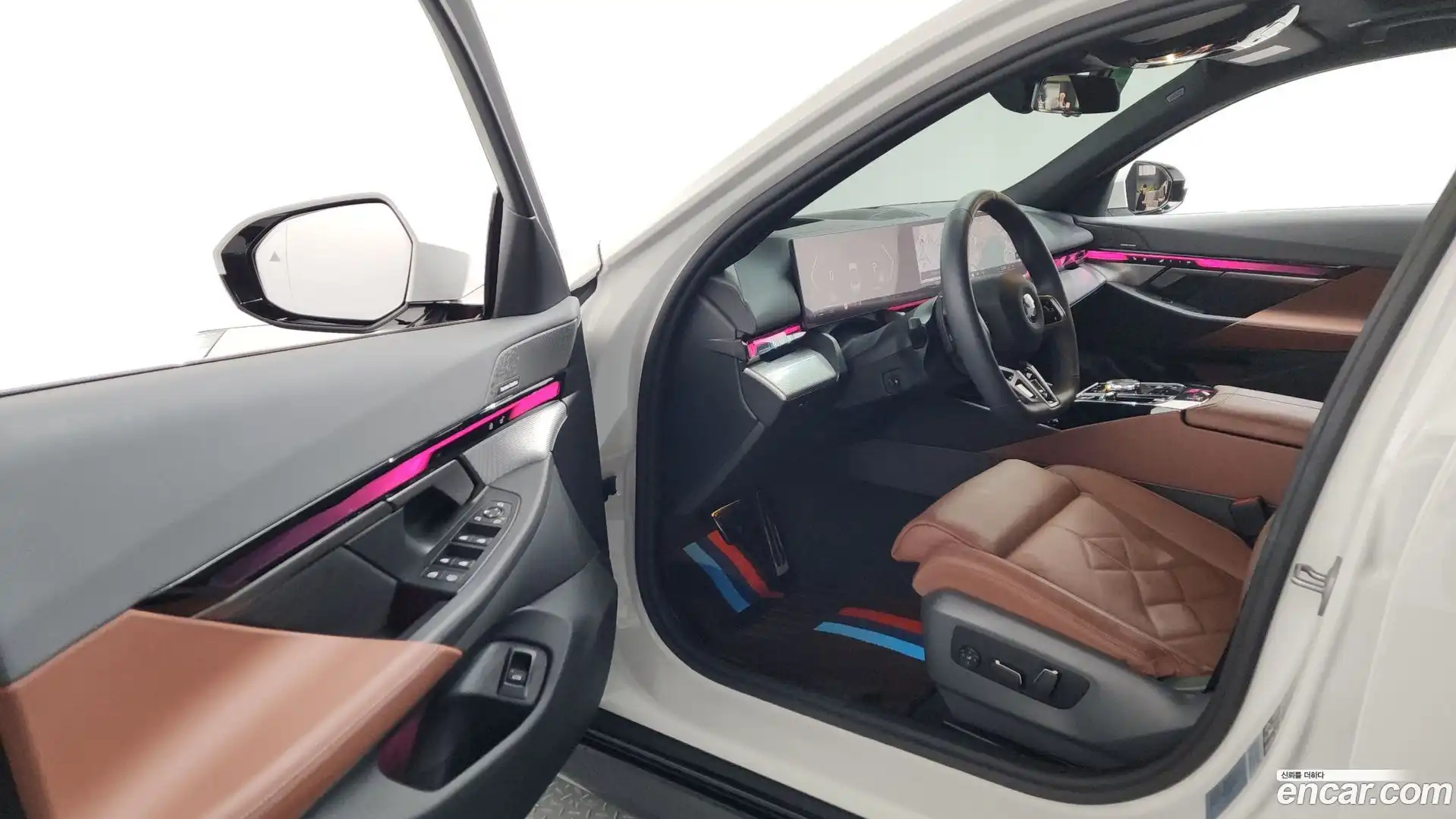 5-Series BMW 2025.5-INNER-010