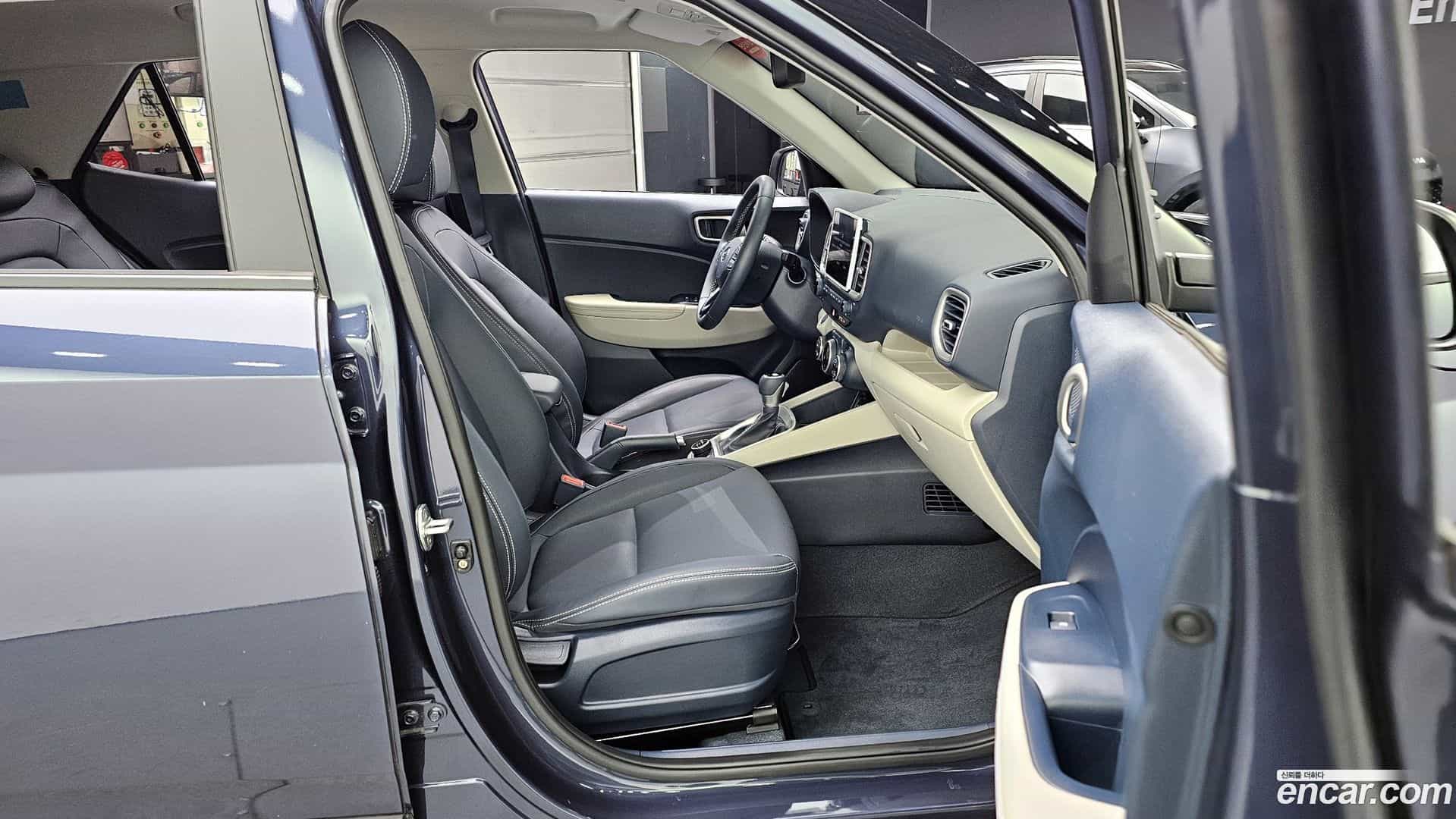 Venue Hyundai 2021.7-OPTION-015