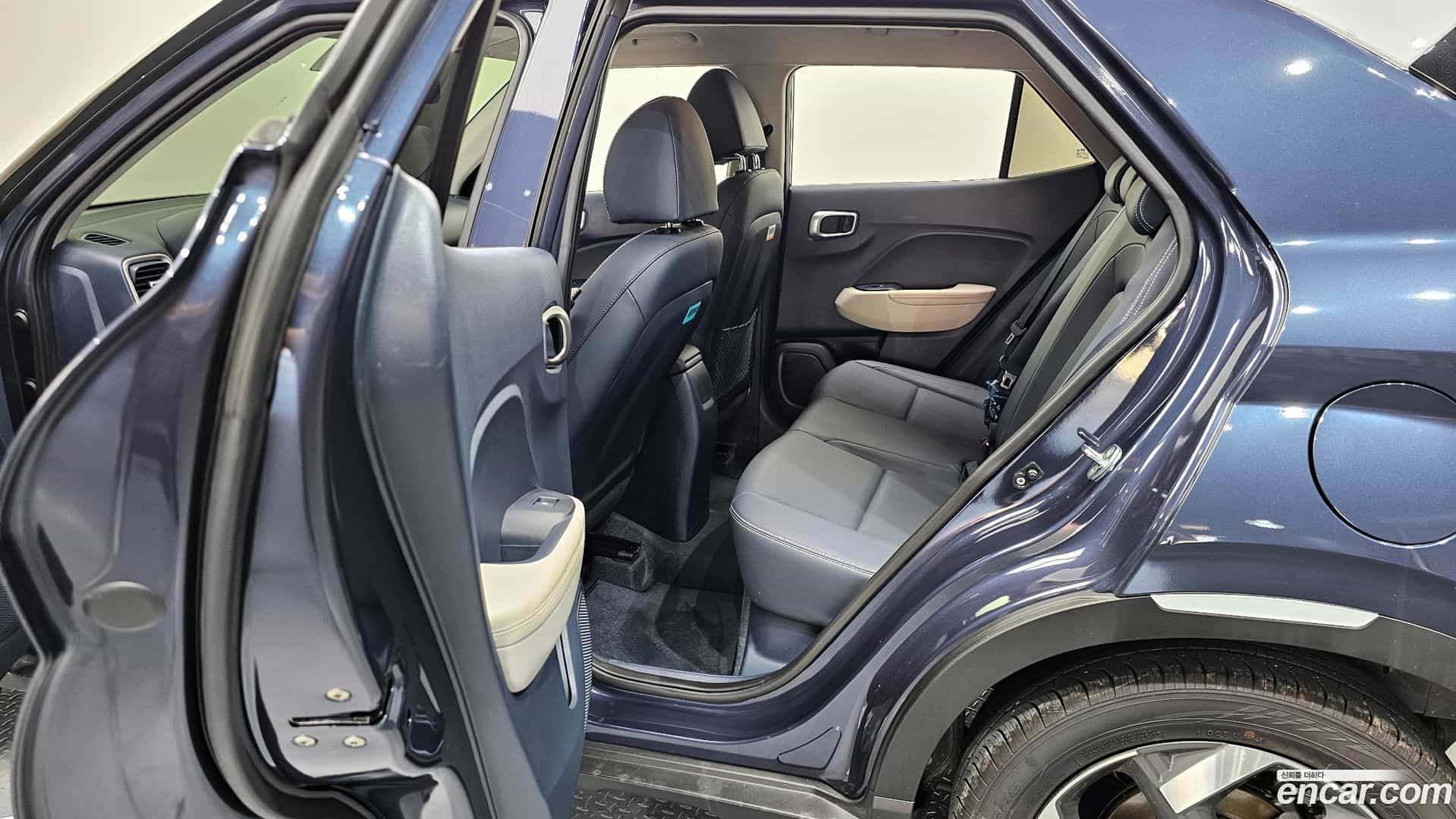 Venue Hyundai 2021.7-OPTION-016