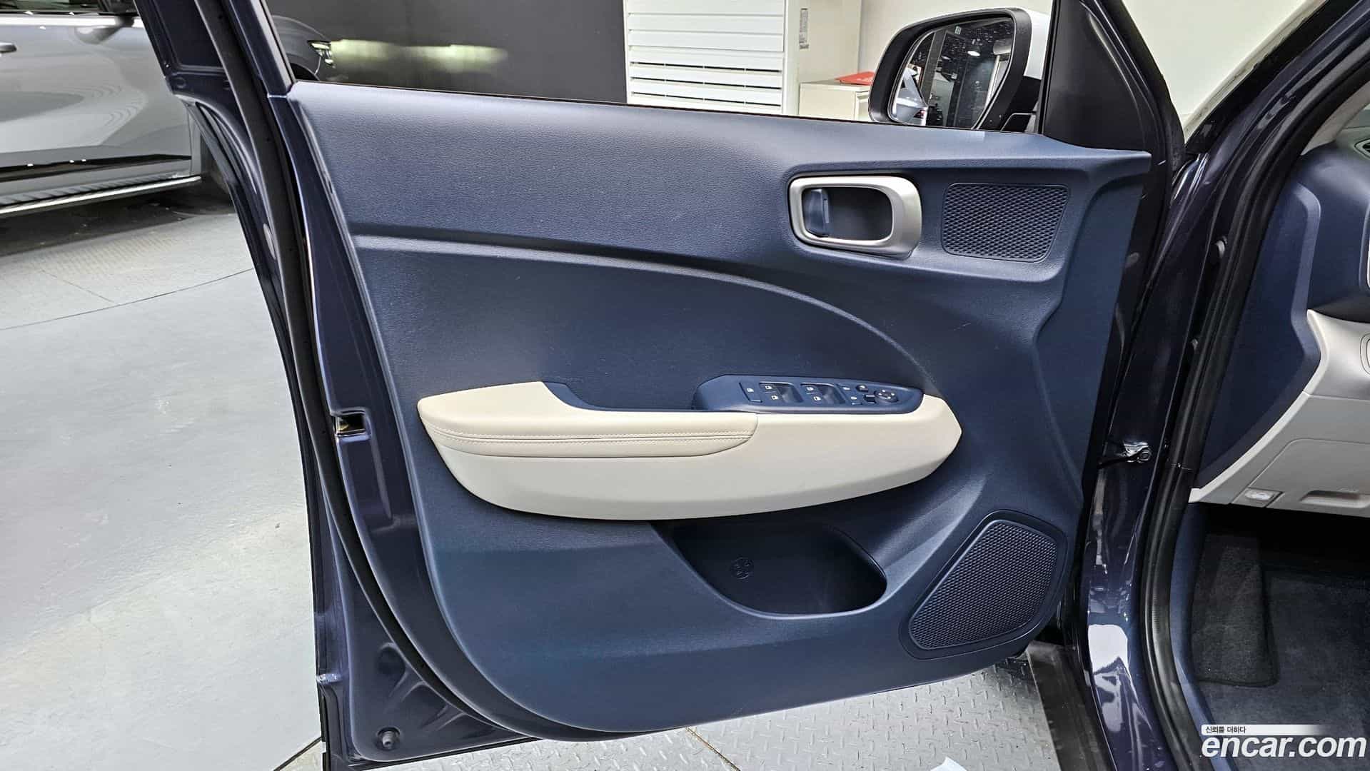 Venue Hyundai 2021.7-INNER-034