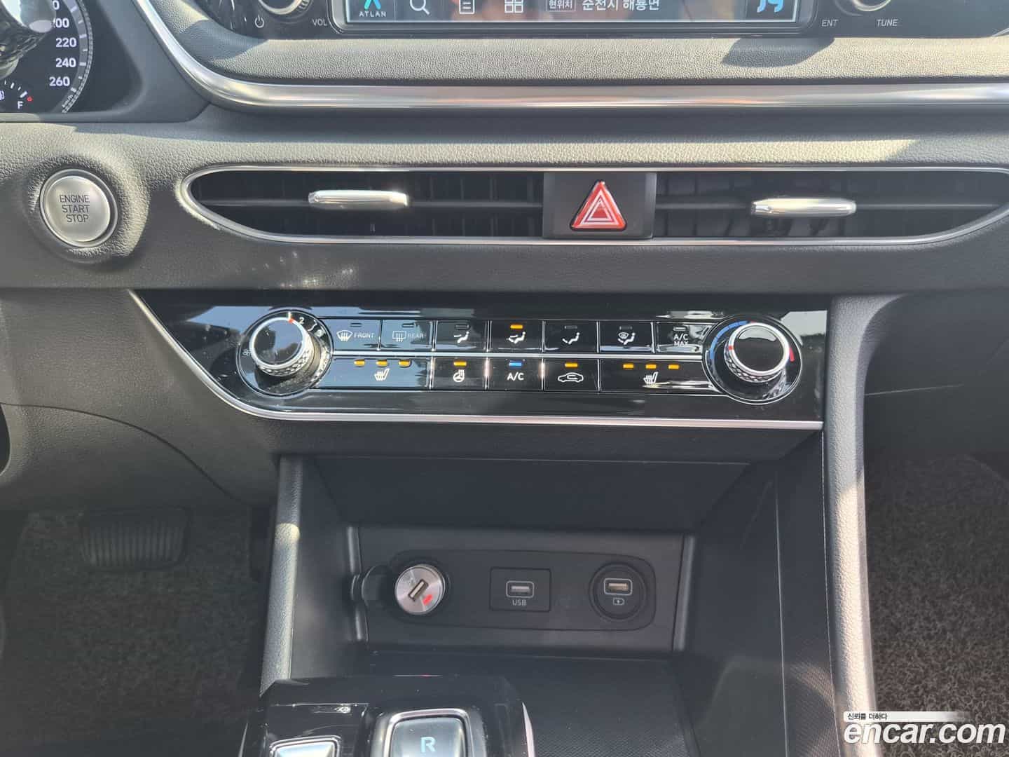 Sonata Hyundai 2019.4-OPTION-017